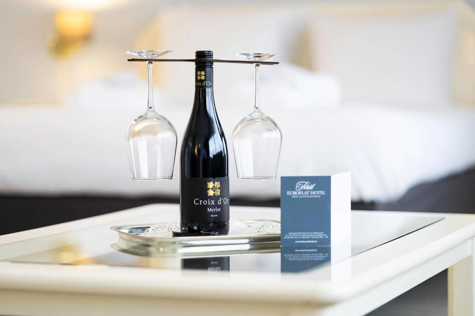 room service, Bed in First Euroflat Hotel