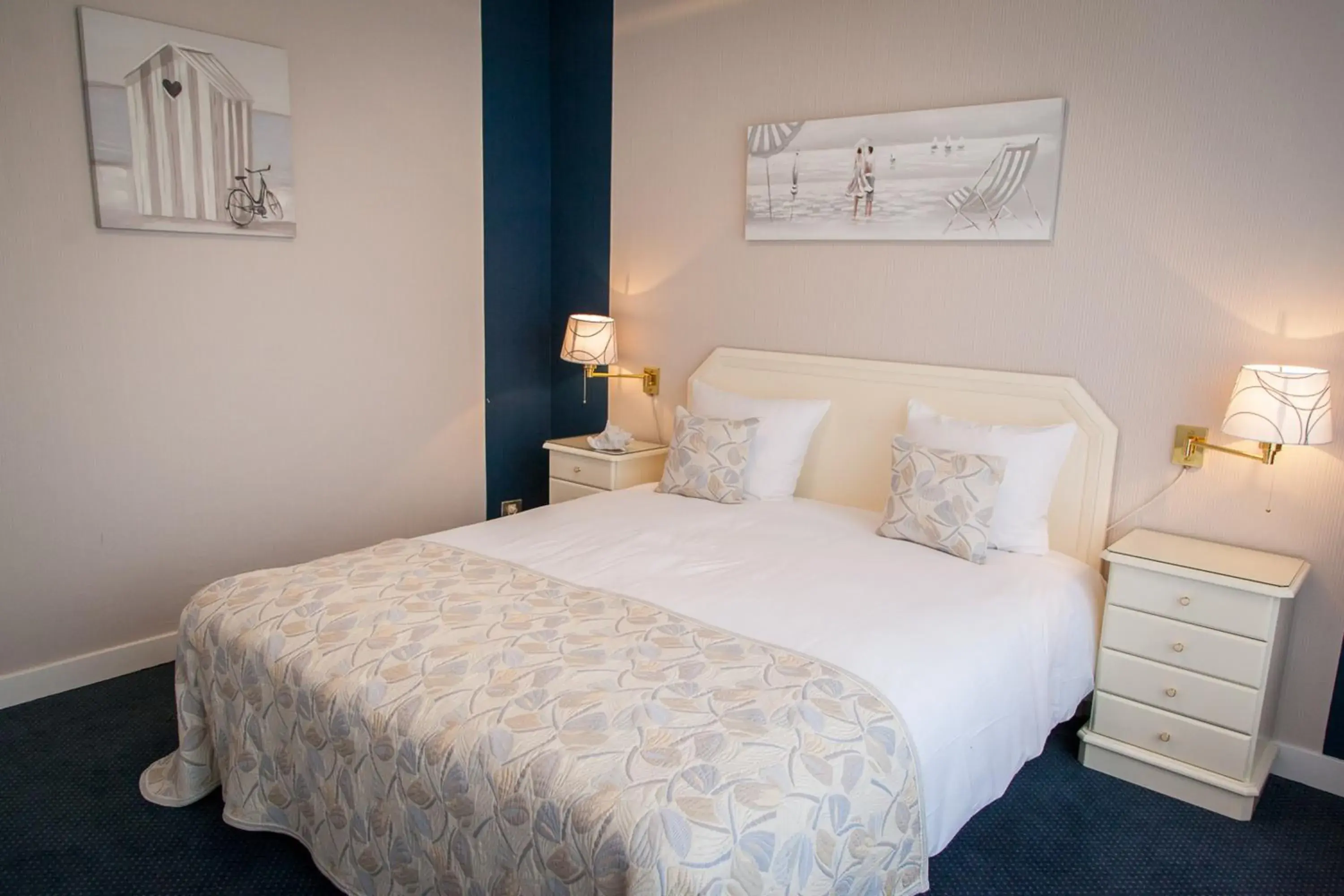 Bed in First Euroflat Hotel Bed in First Euroflat Hotel