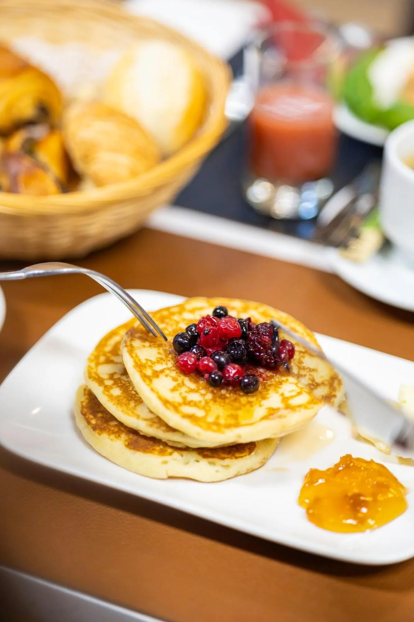 Breakfast in First Euroflat Hotel