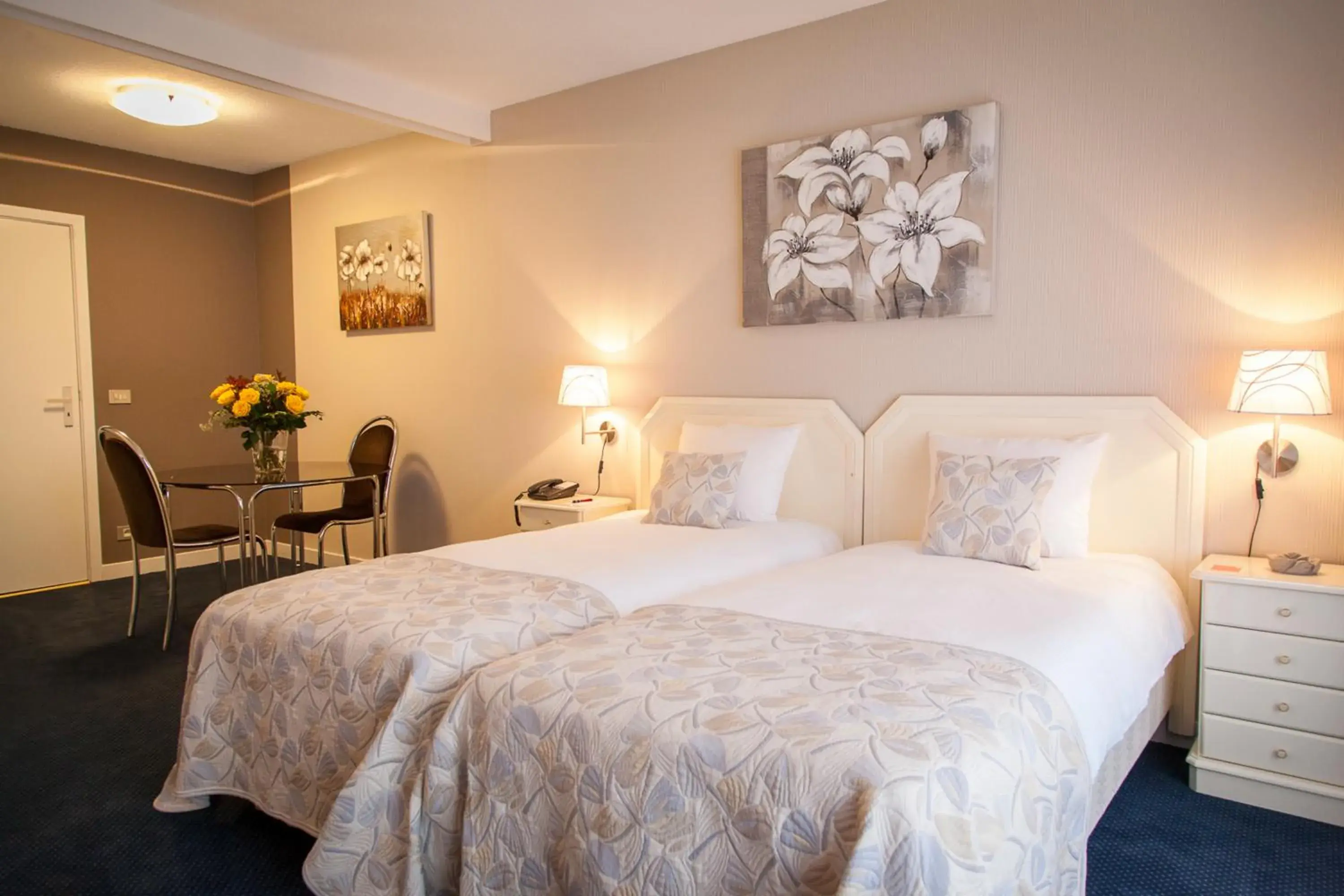 Photo of the whole room, Bed in First Euroflat Hotel Photo of the whole room, Bed in First Euroflat Hotel