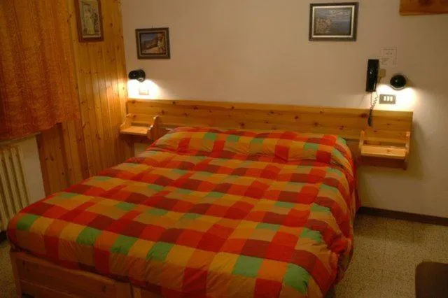 Bedroom, Bed in Albergo Sichi