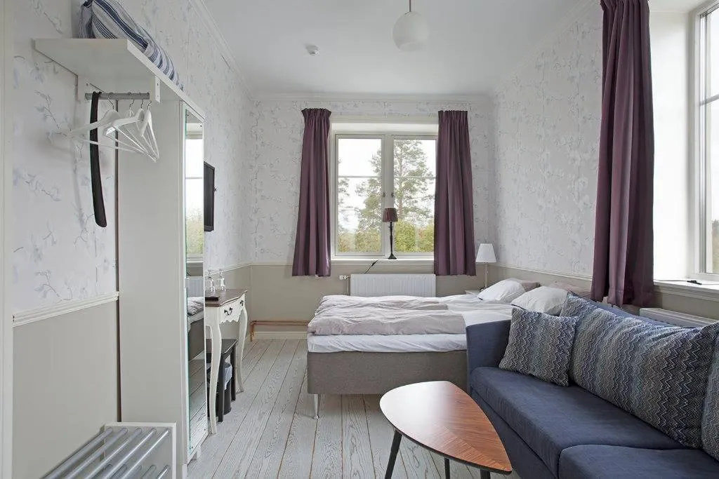 Bed in Norrfly Herrgård