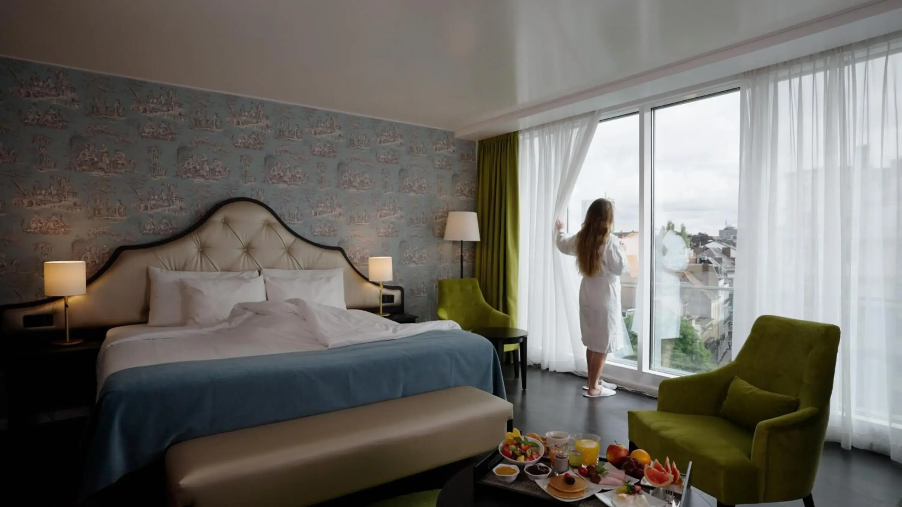 Deluxe Double Room in Thon Hotel Bristol Stephanie Deluxe Double Room in Thon Hotel Bristol Stephanie