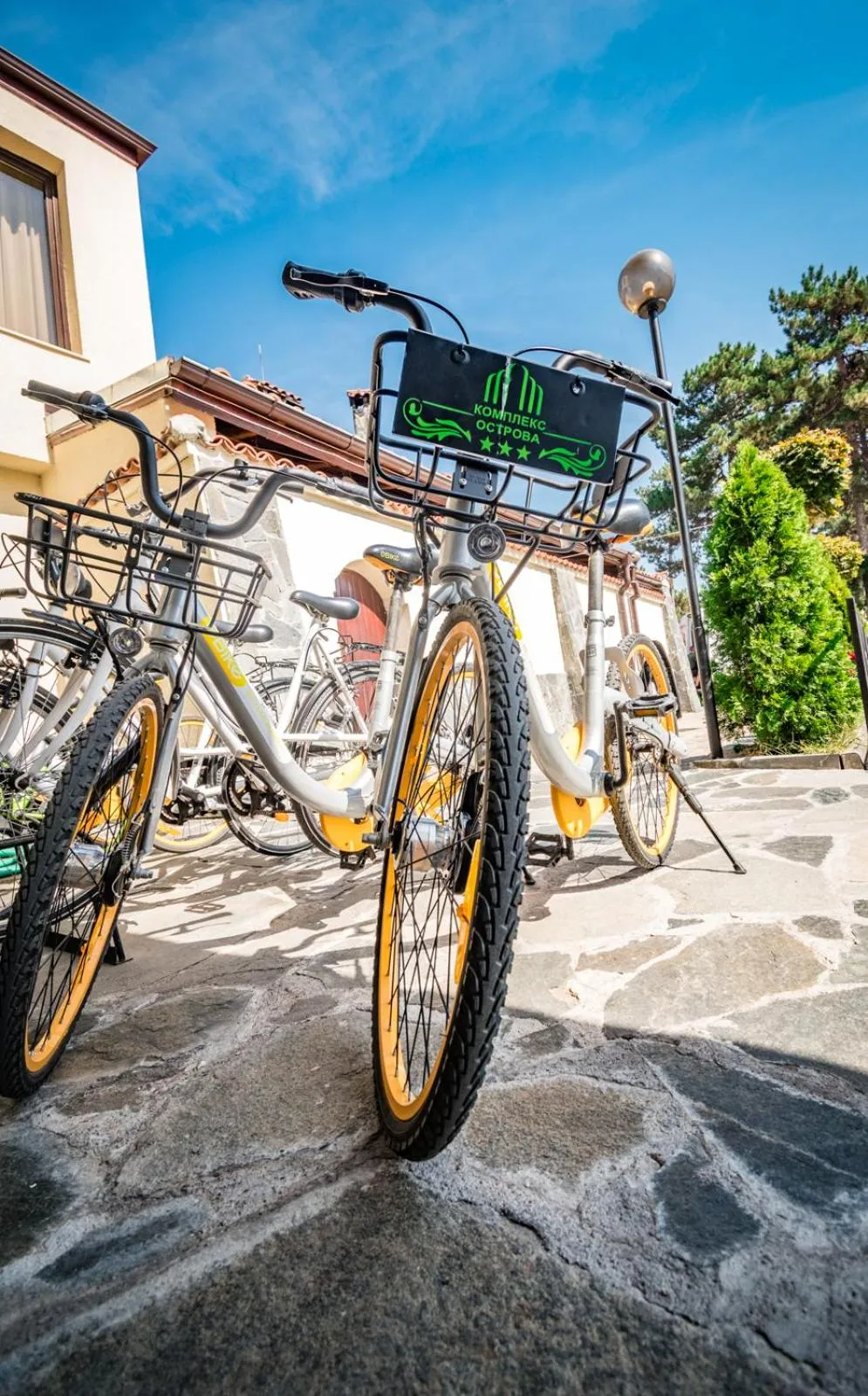 People in Hotel Ostrova