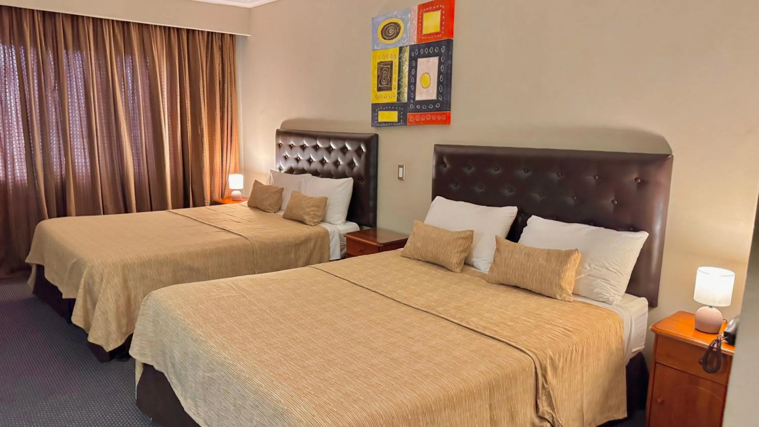 Bed in Hotel Econohotel