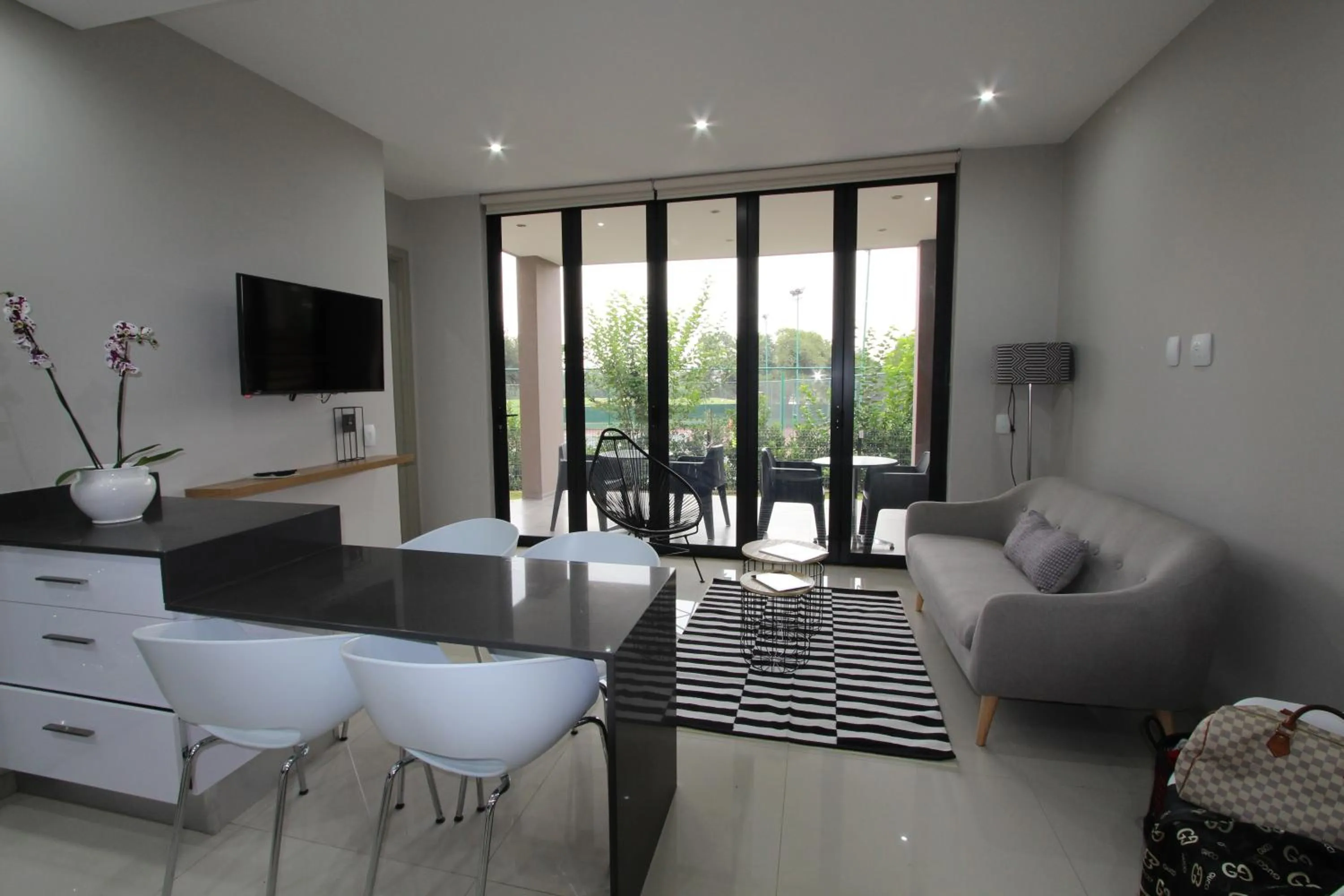 Balcony/Terrace in The Lakes Boutique Lodge