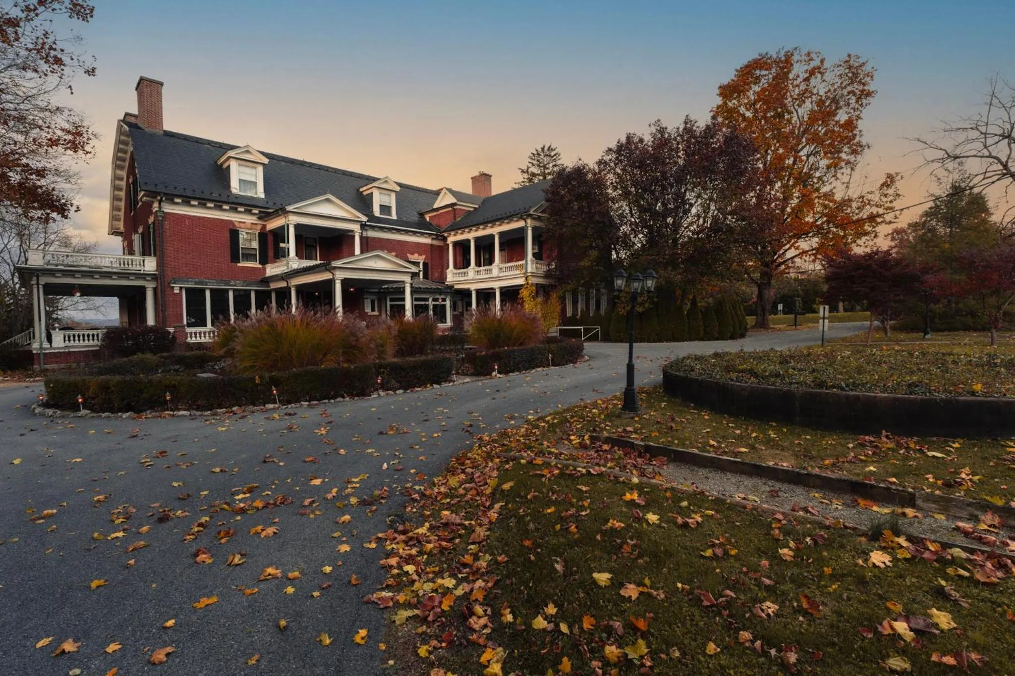 Property building in Mercersburg Inn