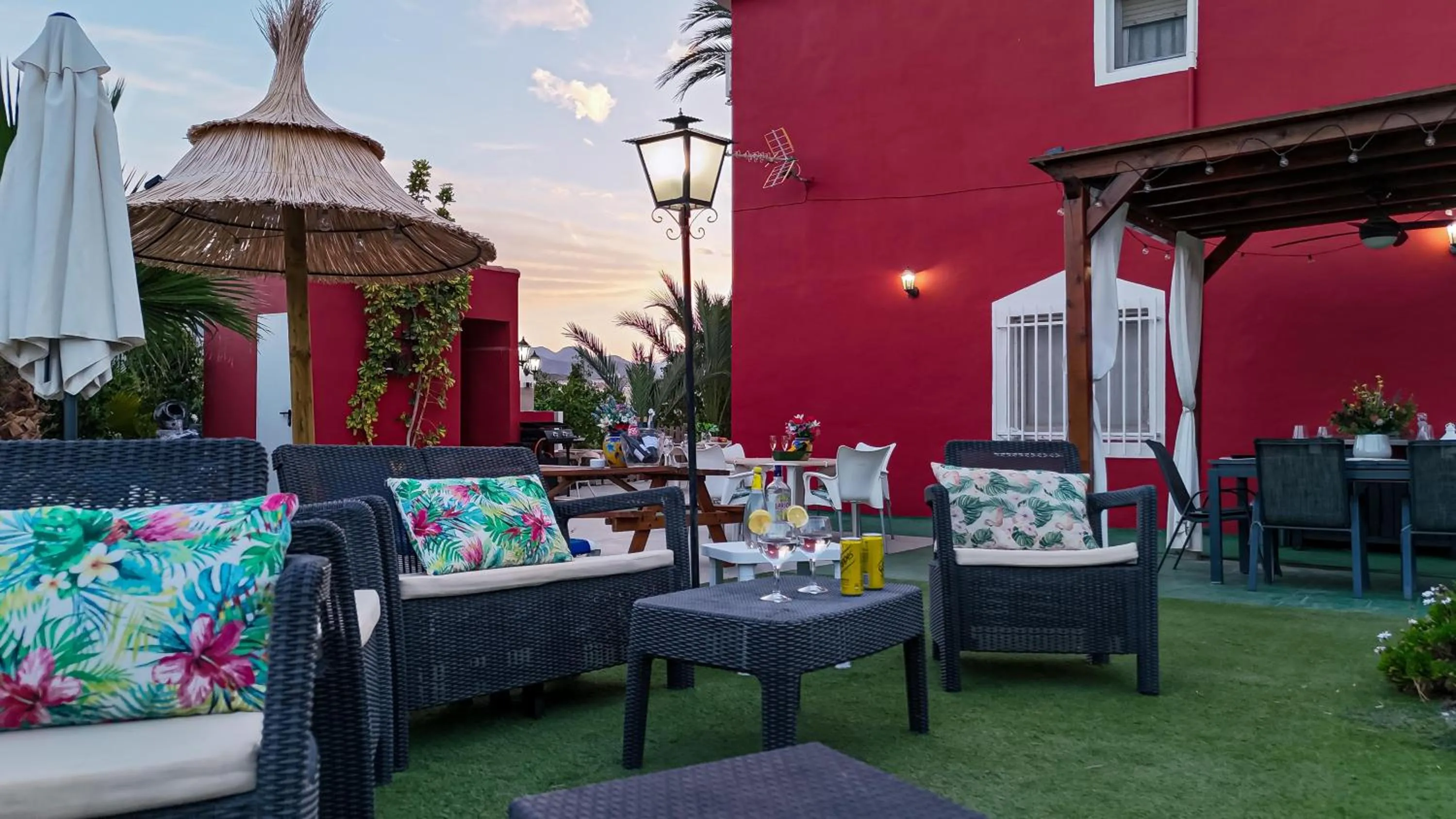 Garden in Villa Adelina en Turre, Almería, Villa de lujo con piscina privada cerca de las playas de Mojácar