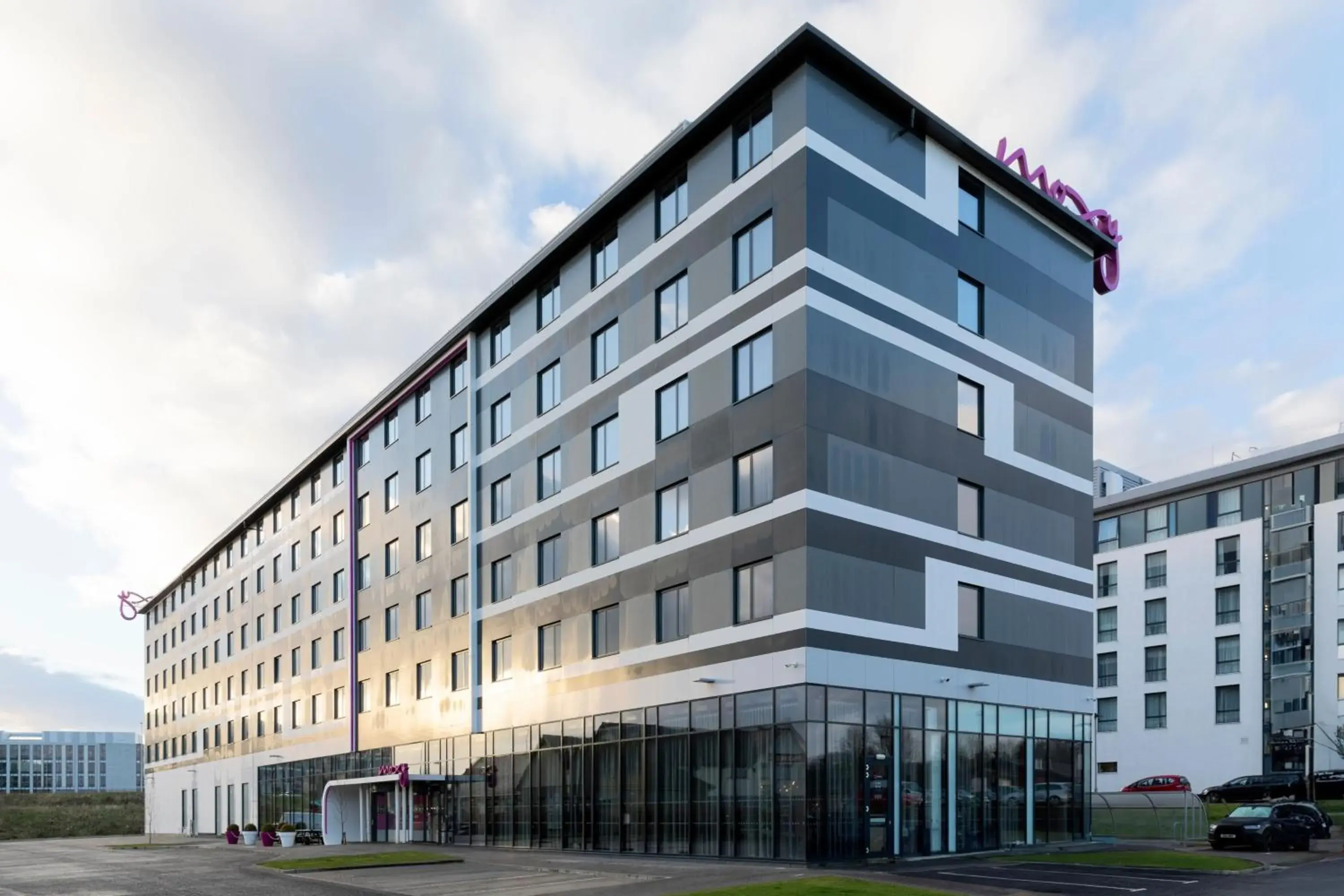 Property building in Moxy Aberdeen Airport Property building in Moxy Aberdeen Airport