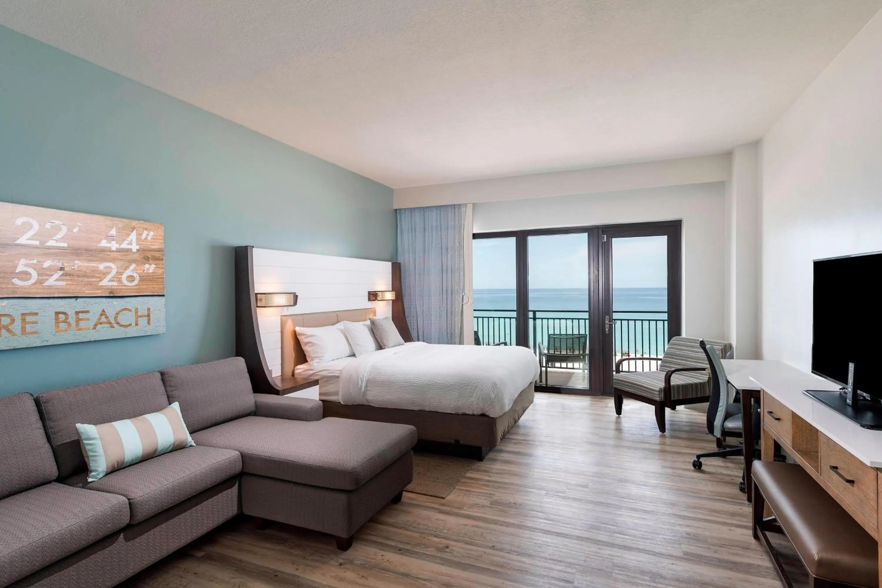 Photo of the whole room, Bed in SpringHill Suites by Marriott Navarre Oceanfront