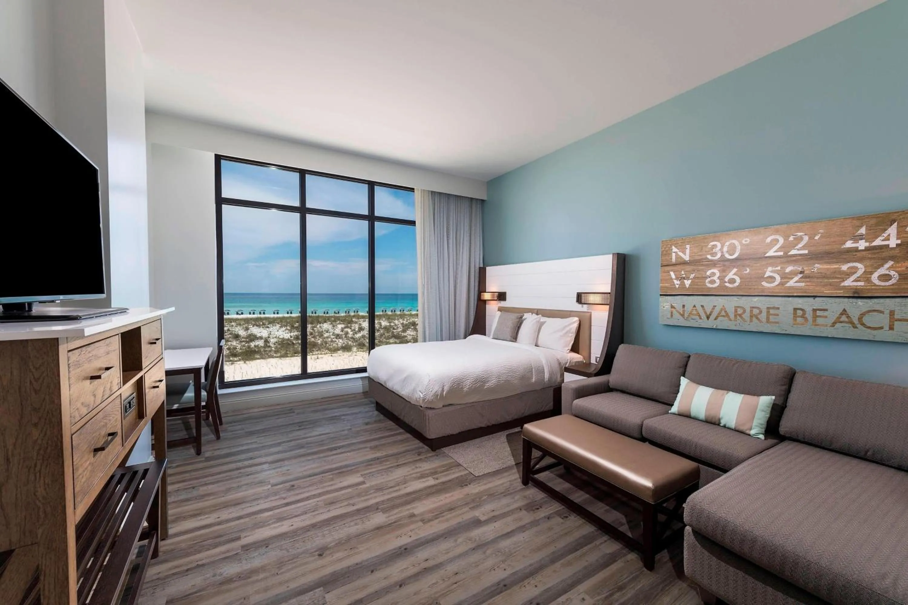 Photo of the whole room, Bed in SpringHill Suites by Marriott Navarre Oceanfront
