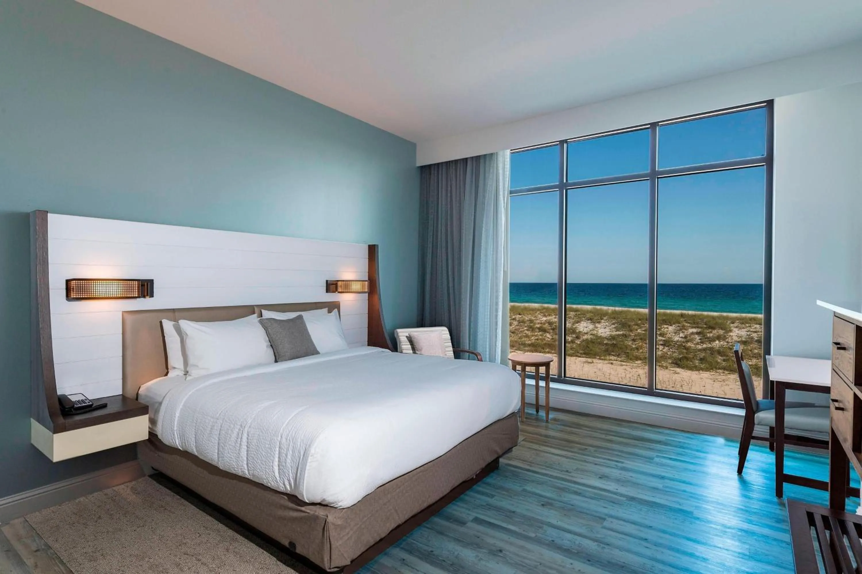 Photo of the whole room, Bed in SpringHill Suites by Marriott Navarre Oceanfront