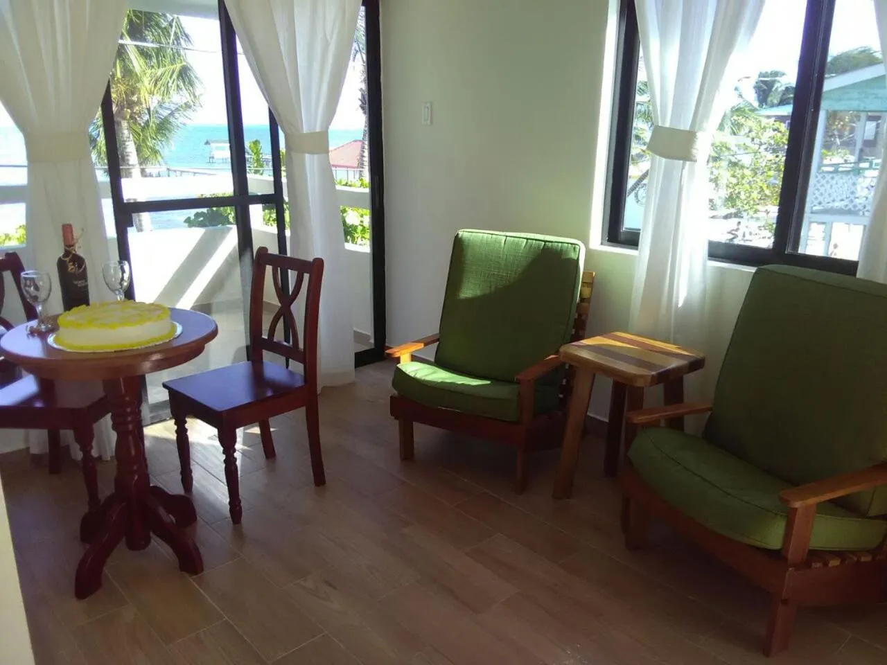 Living room in Jan's Hotel