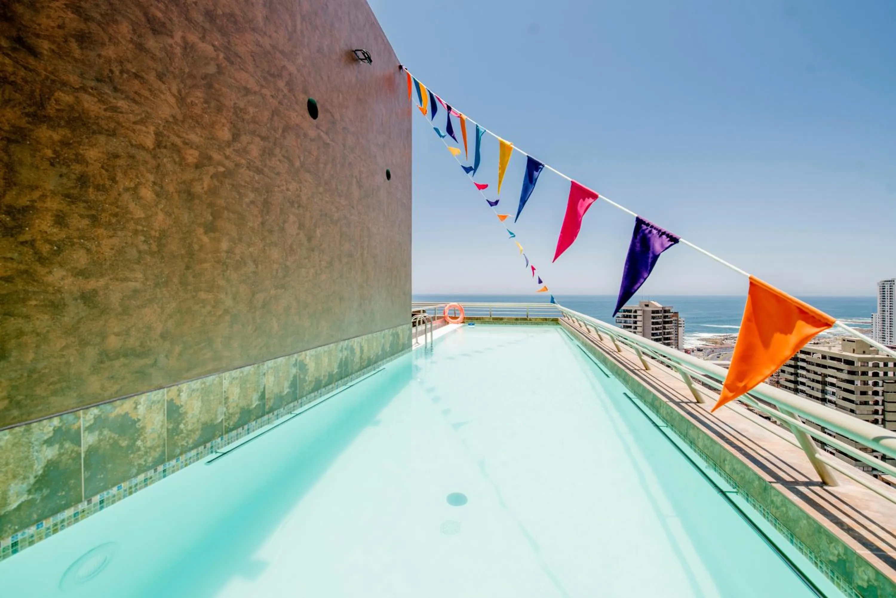 Swimming pool in Gran Cavancha Hotel & Apartment