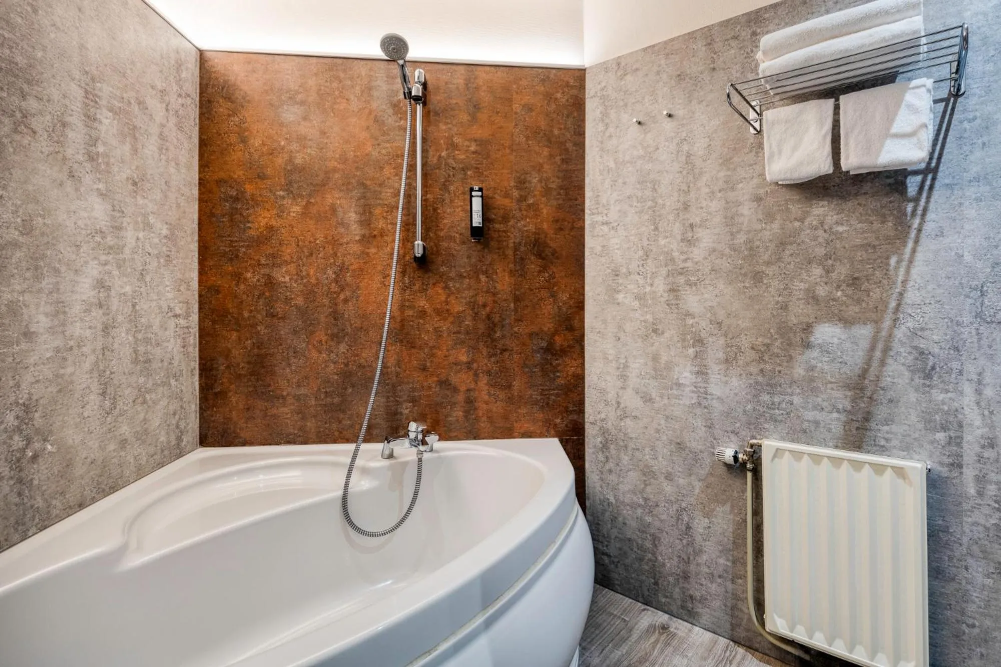 Bathroom in B&B HOTEL Mons Centre