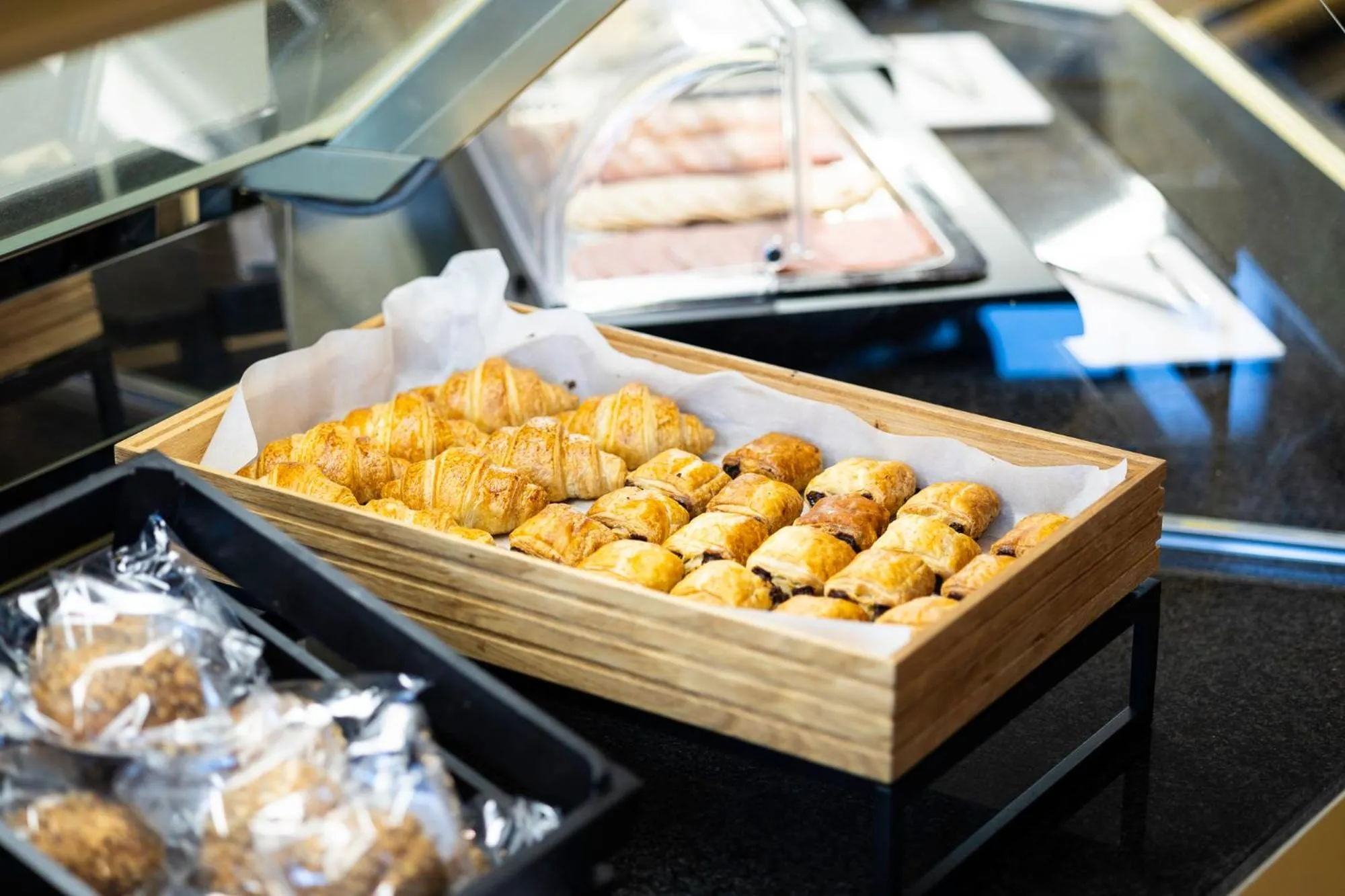 Breakfast in B&B HOTEL Mons Centre