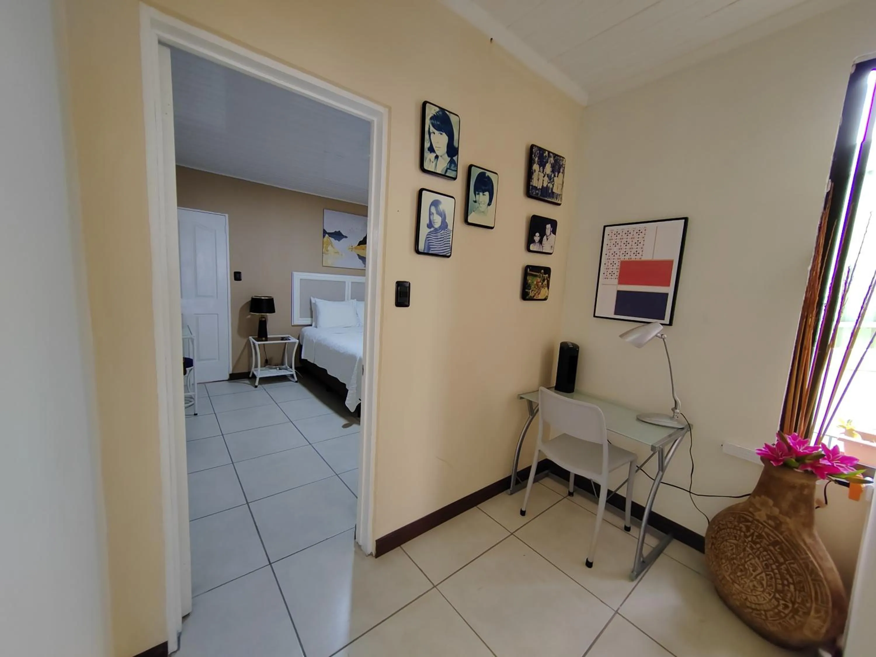 Bed in Hotel Bamboo Aeropuerto