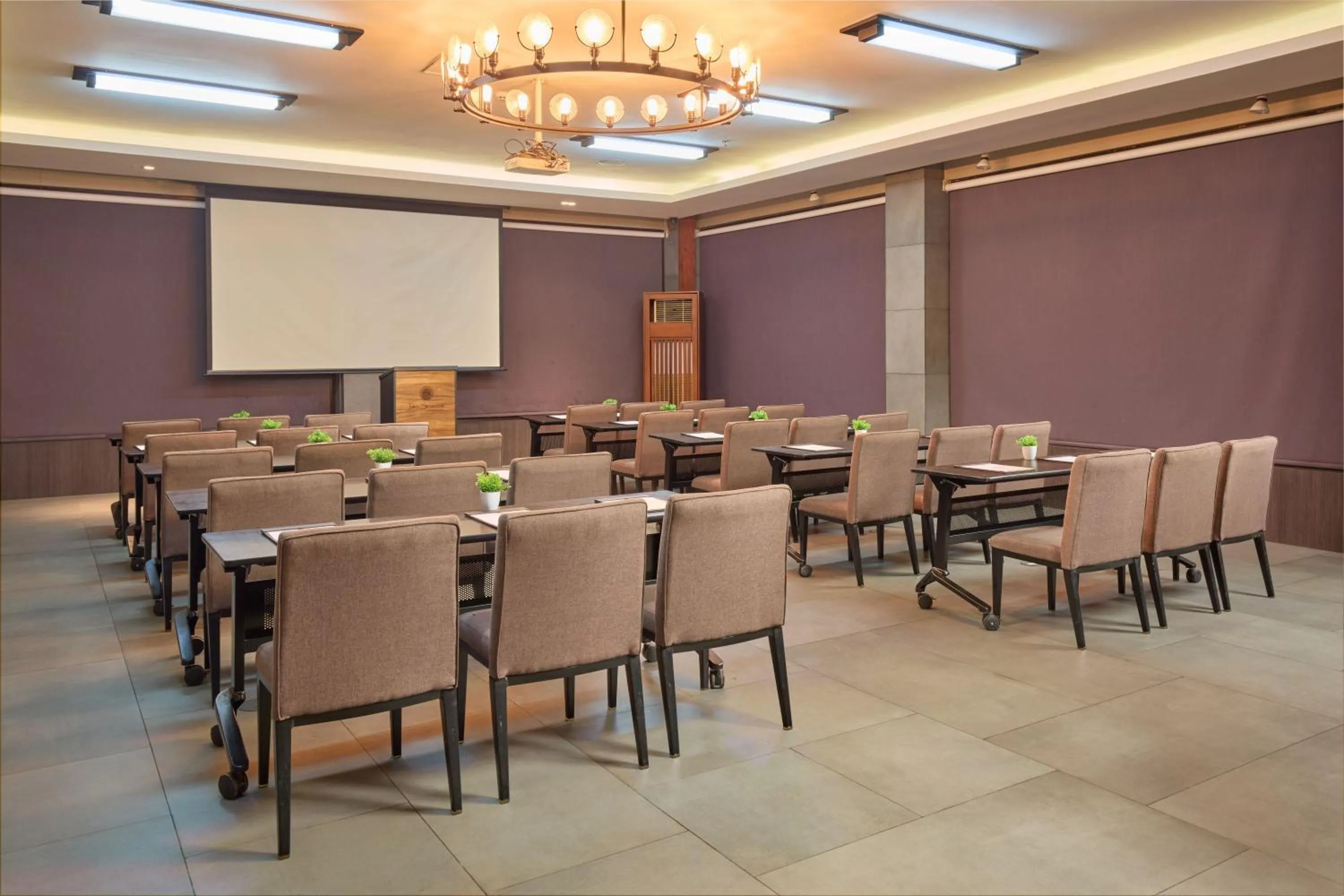 Meeting/conference room in Two Seasons Coron Bayside Hotel