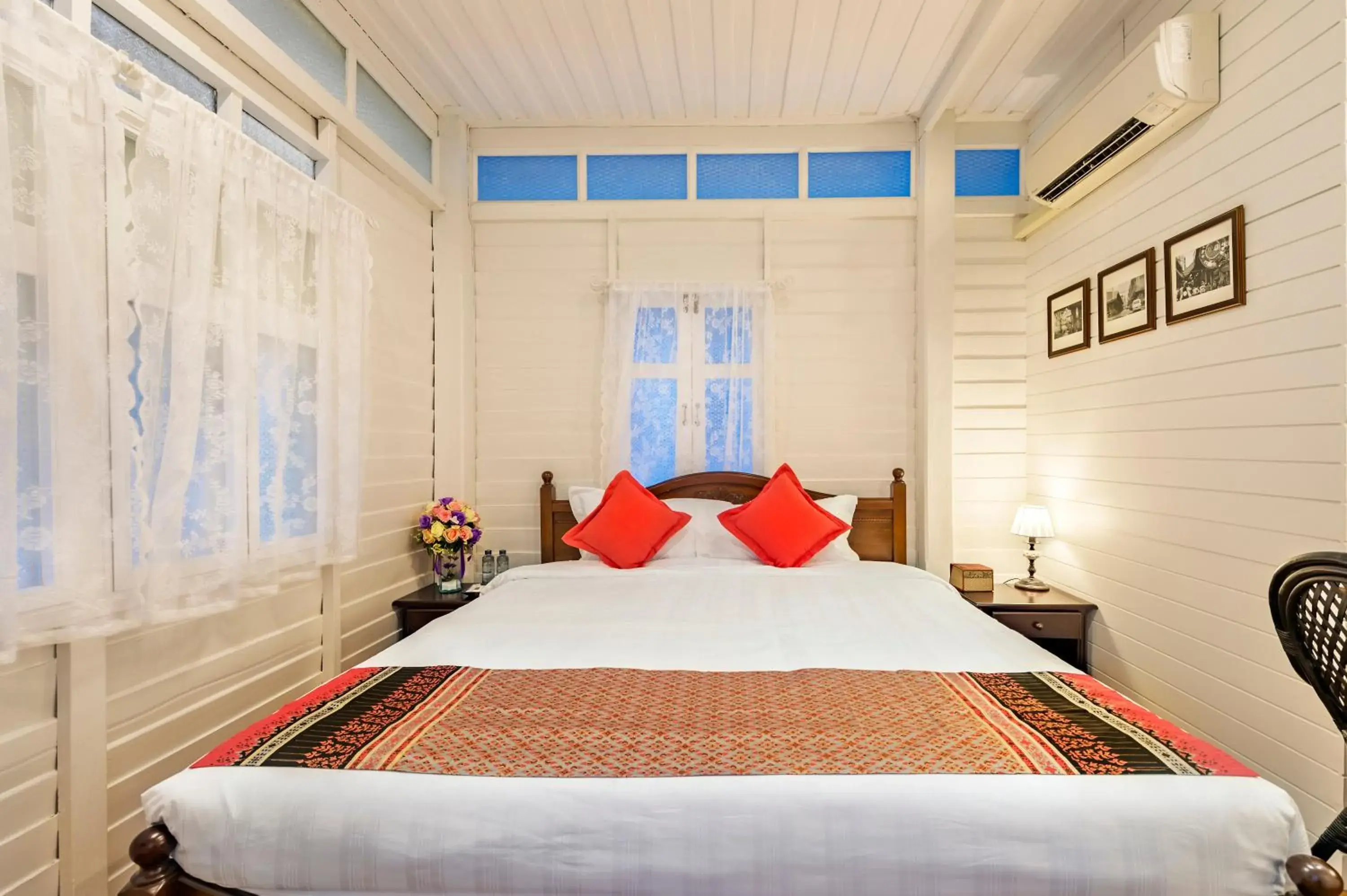 Photo of the whole room, Bed in Baankachitpan Bangkok Hotel Photo of the whole room, Bed in Baankachitpan Bangkok Hotel