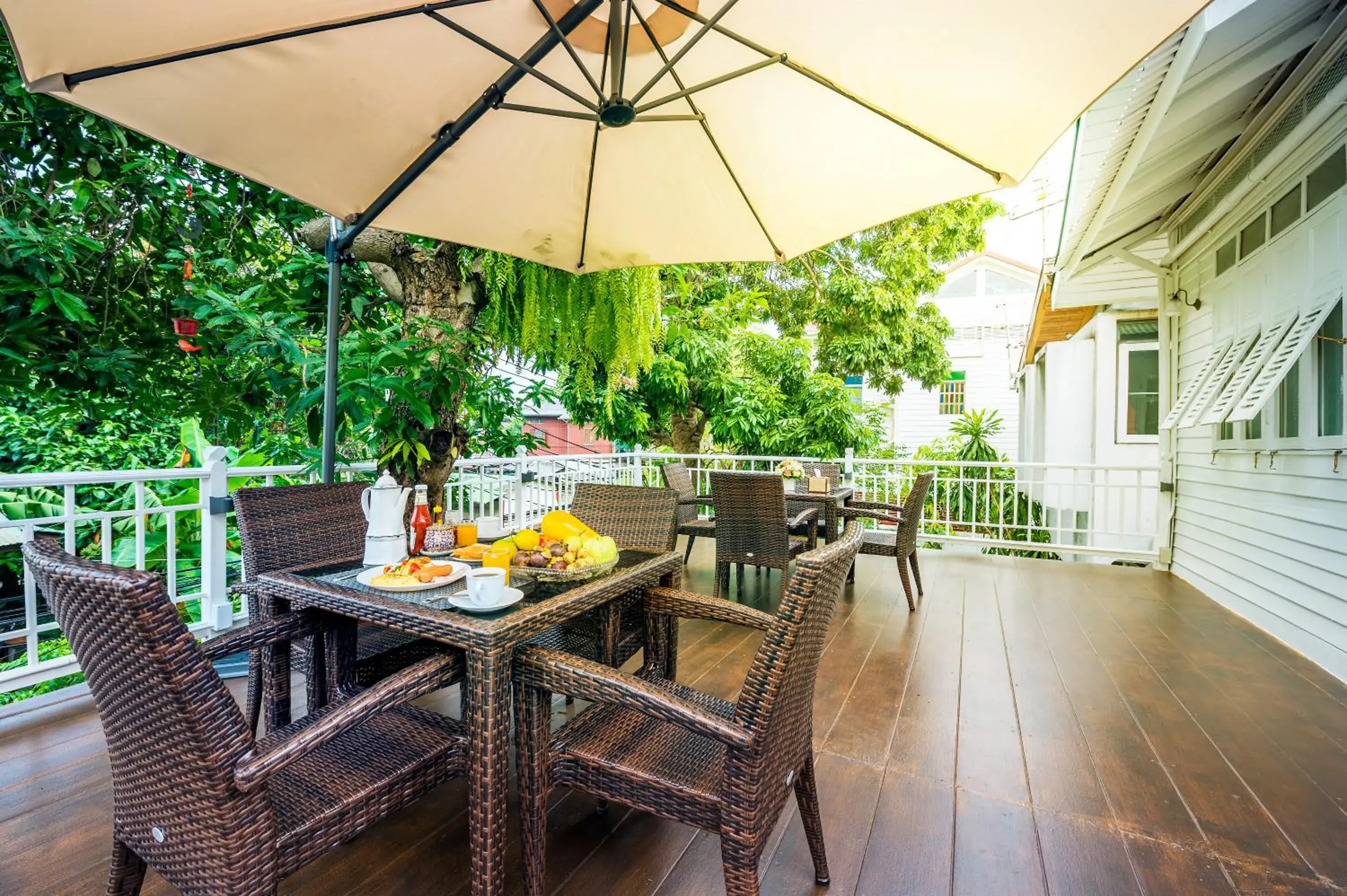 Restaurant/places to eat in Baankachitpan Bangkok Hotel Restaurant/places to eat in Baankachitpan Bangkok Hotel