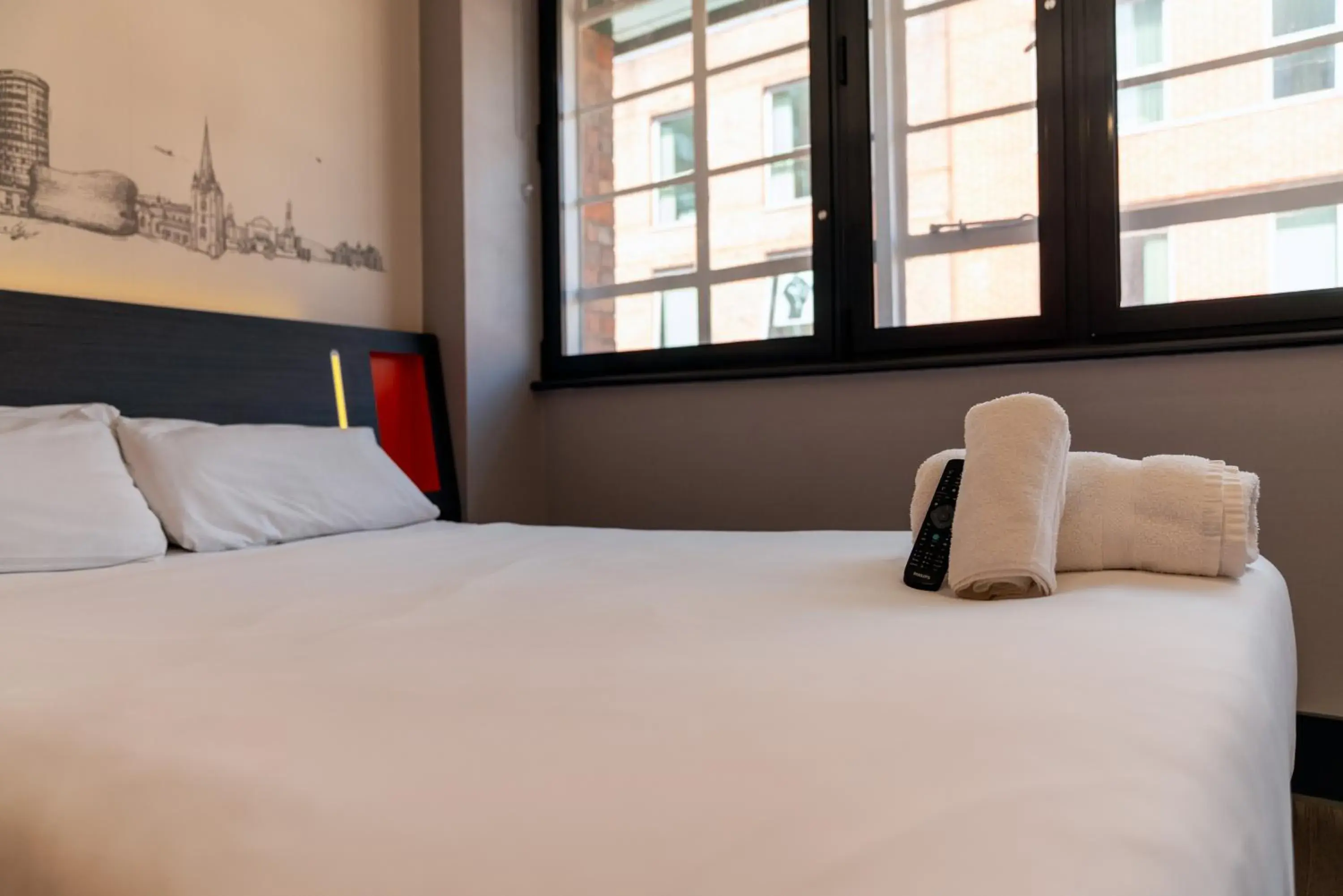 Bedroom, Bed in easyHotel Birmingham Bedroom, Bed in easyHotel Birmingham