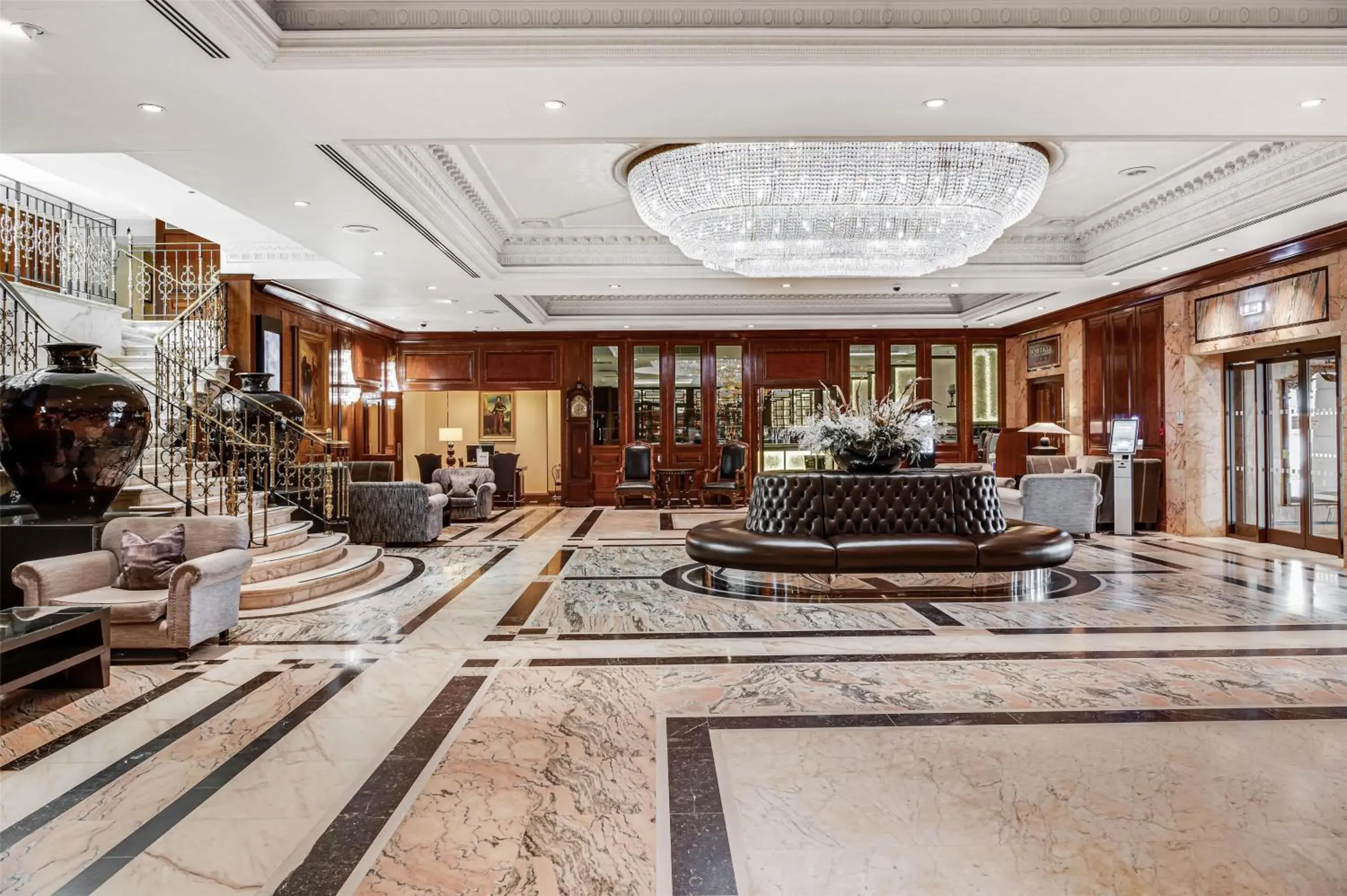Lobby or reception in Radisson Blu Hotel, London Heathrow Lobby or reception in Radisson Blu Hotel, London Heathrow