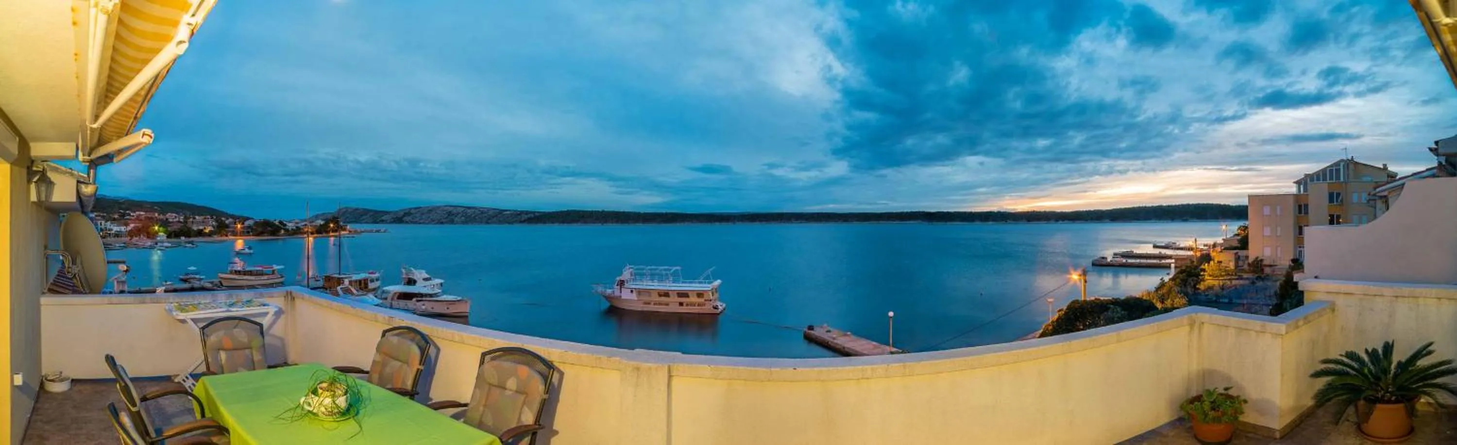 Balcony/Terrace in Captain's Apartment