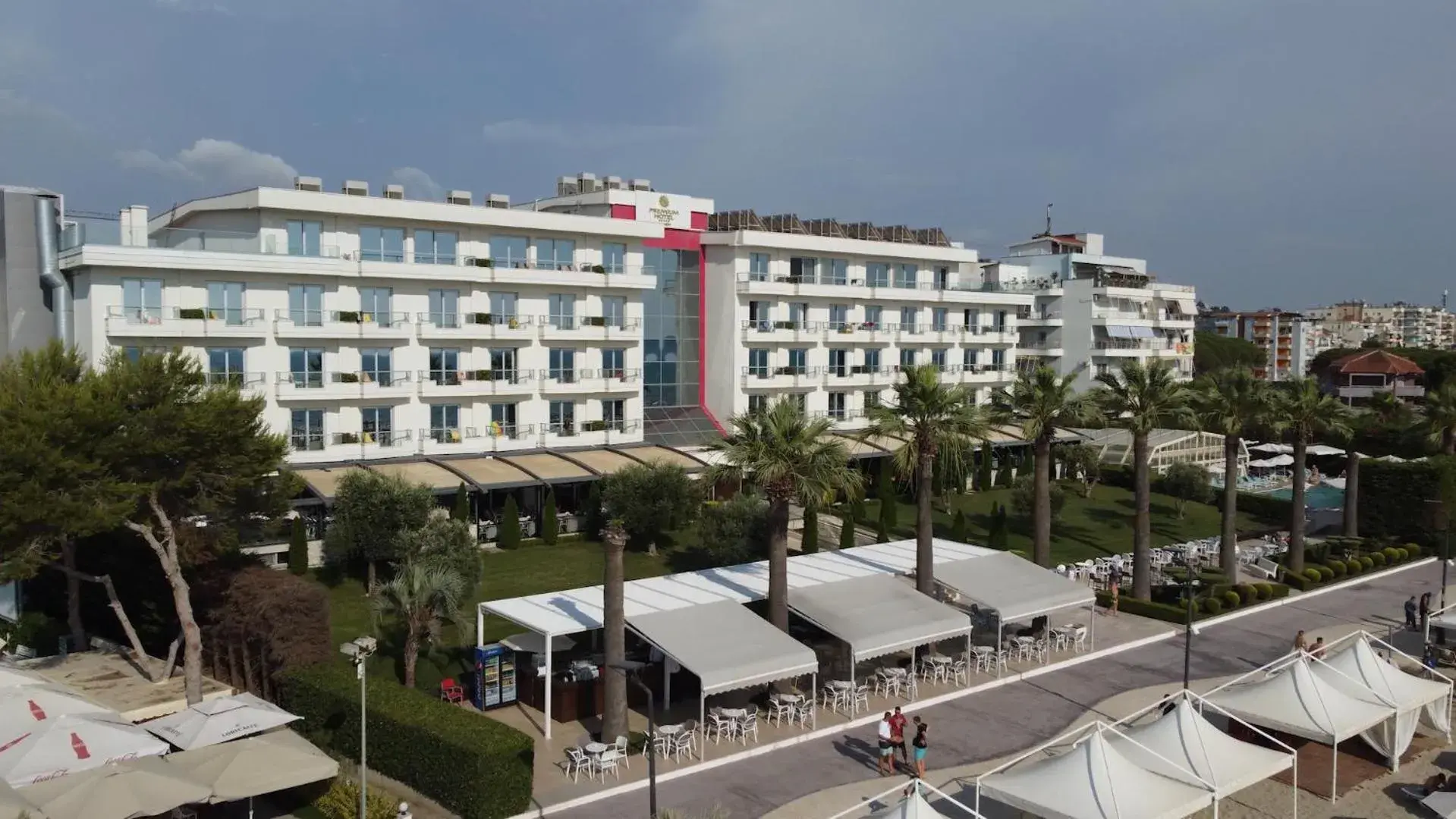 Property building in Premium Beach Hotel Property building in Premium Beach Hotel