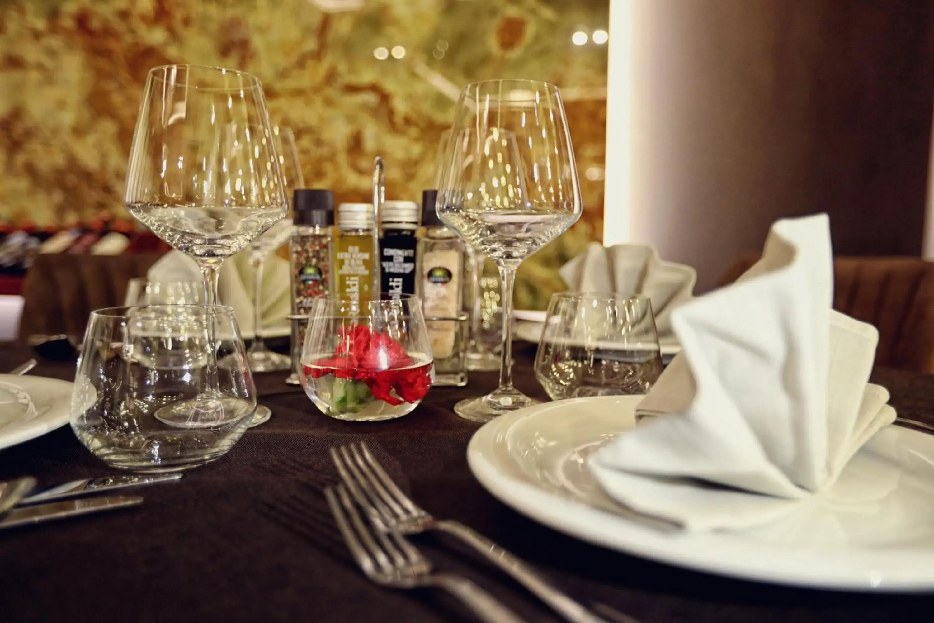 Restaurant/places to eat in Premium Beach Hotel Restaurant/places to eat in Premium Beach Hotel