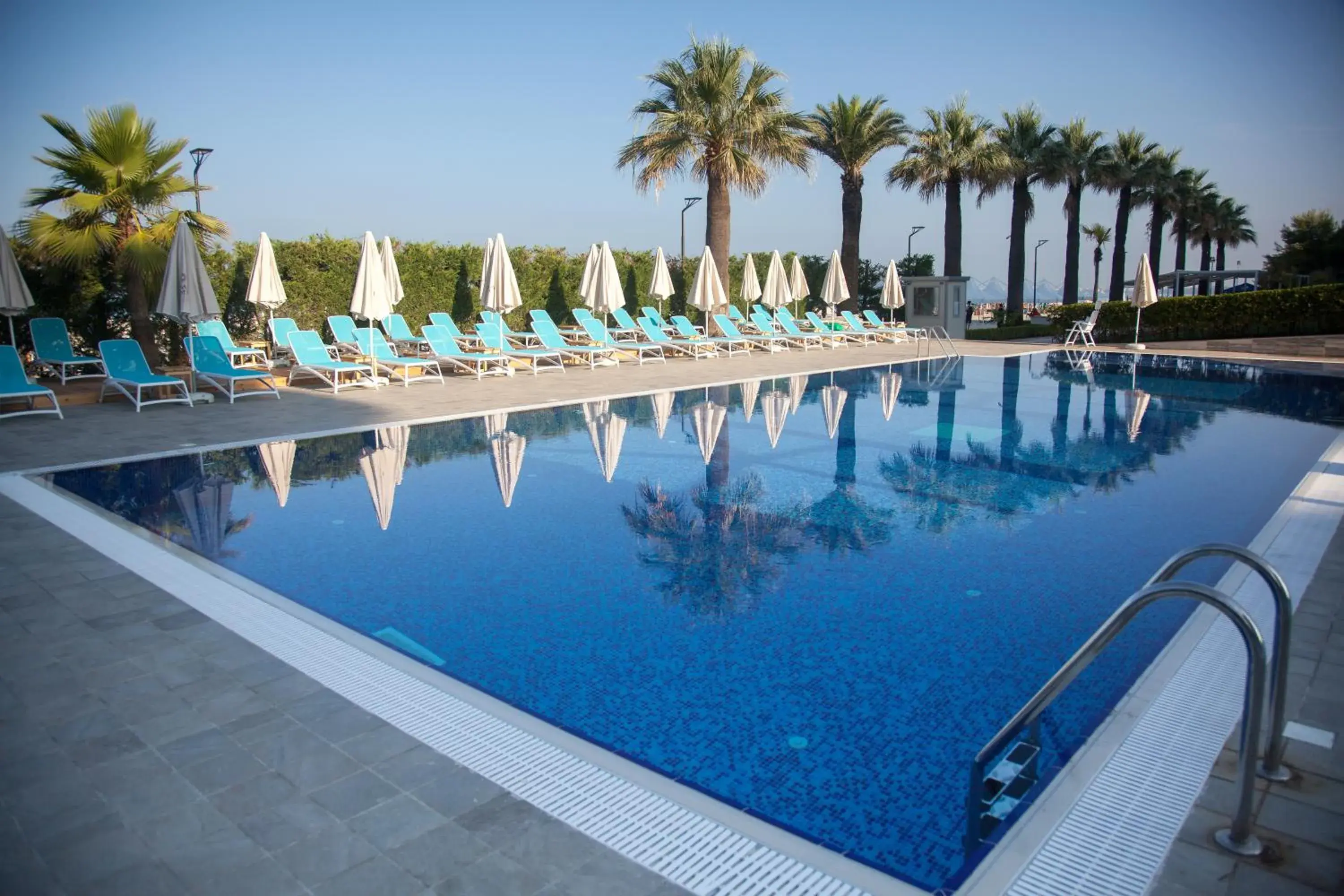 Swimming pool in Premium Beach Hotel Swimming pool in Premium Beach Hotel