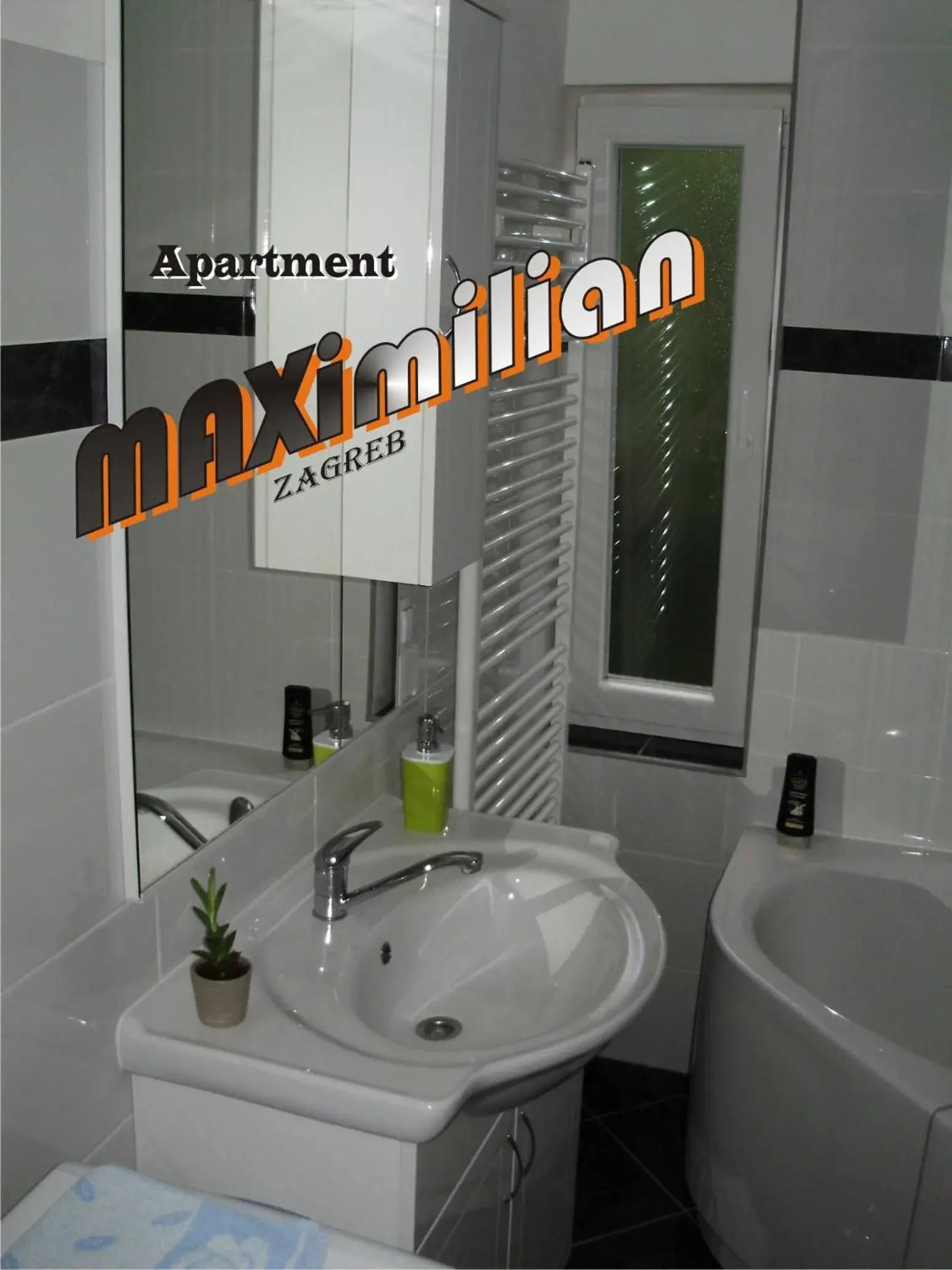 Apartment Maximilian-free parking!!! Apartment Maximilian-free parking!!!