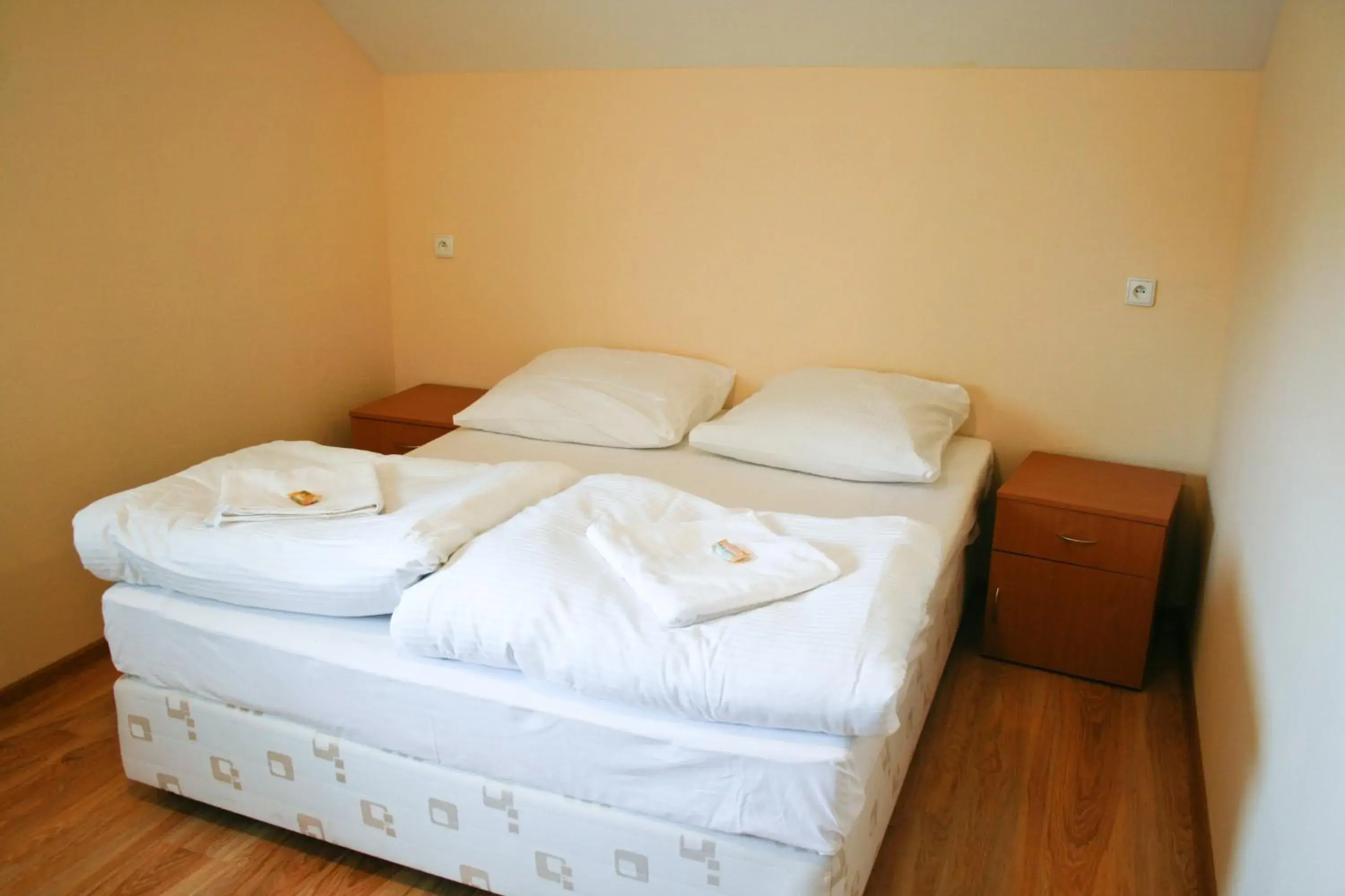 Hotel 7 Hotel 7