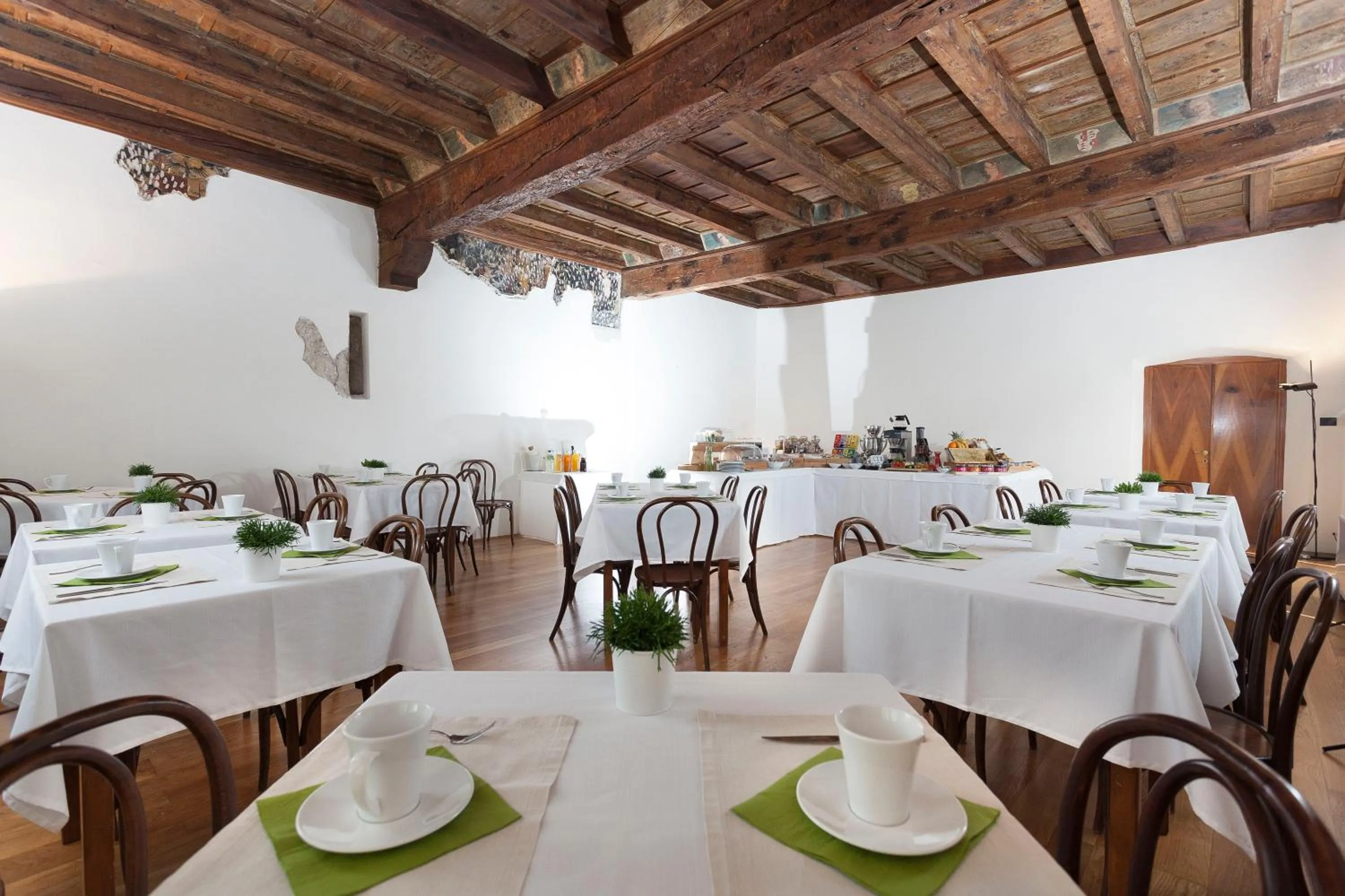 Continental breakfast in Casa Alla Lega