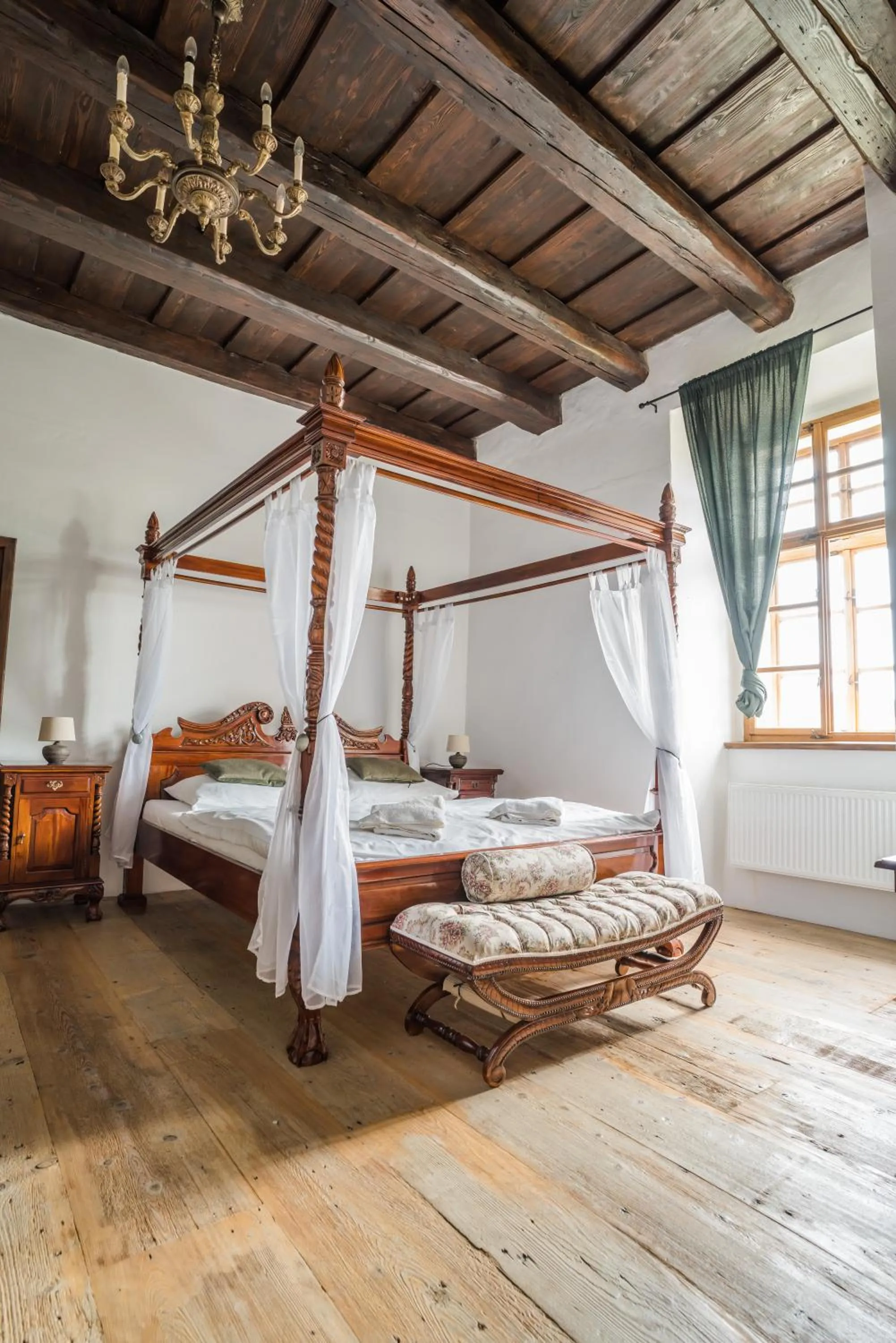 Bed in zámek Kolštejn - hotel Chateau Goldenstein