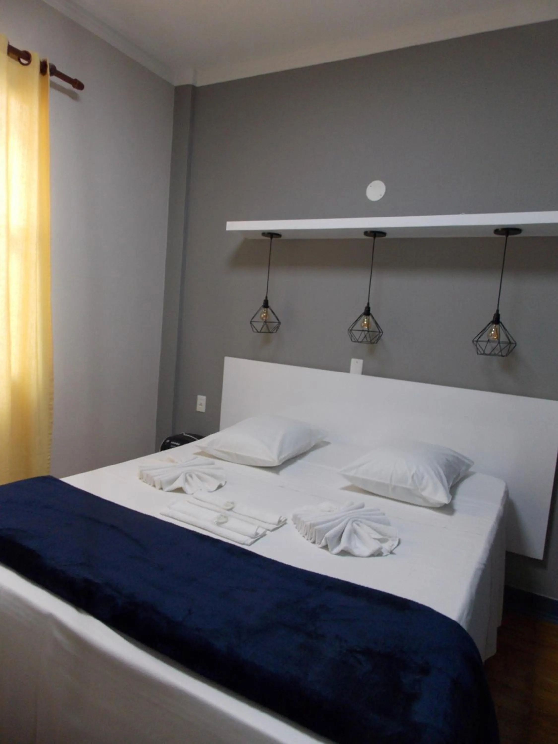 Bedroom, Bed in MOVA Hotel D'oeste - Localizado em frente a Praça Principal da Cidade, na área Central - Pé na Praça