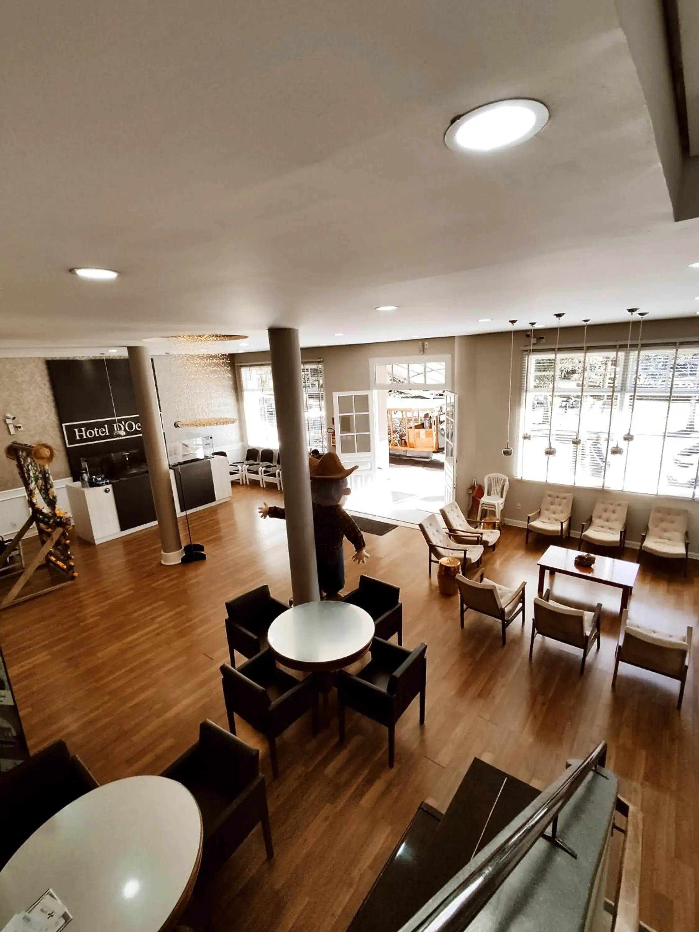 Lobby or reception in MOVA Hotel D'oeste - Localizado em frente a Praça Principal da Cidade, na área Central - Pé na Praça Lobby or reception in MOVA Hotel D'oeste - Localizado em frente a Praça Principal da Cidade, na área Central - Pé na Praça