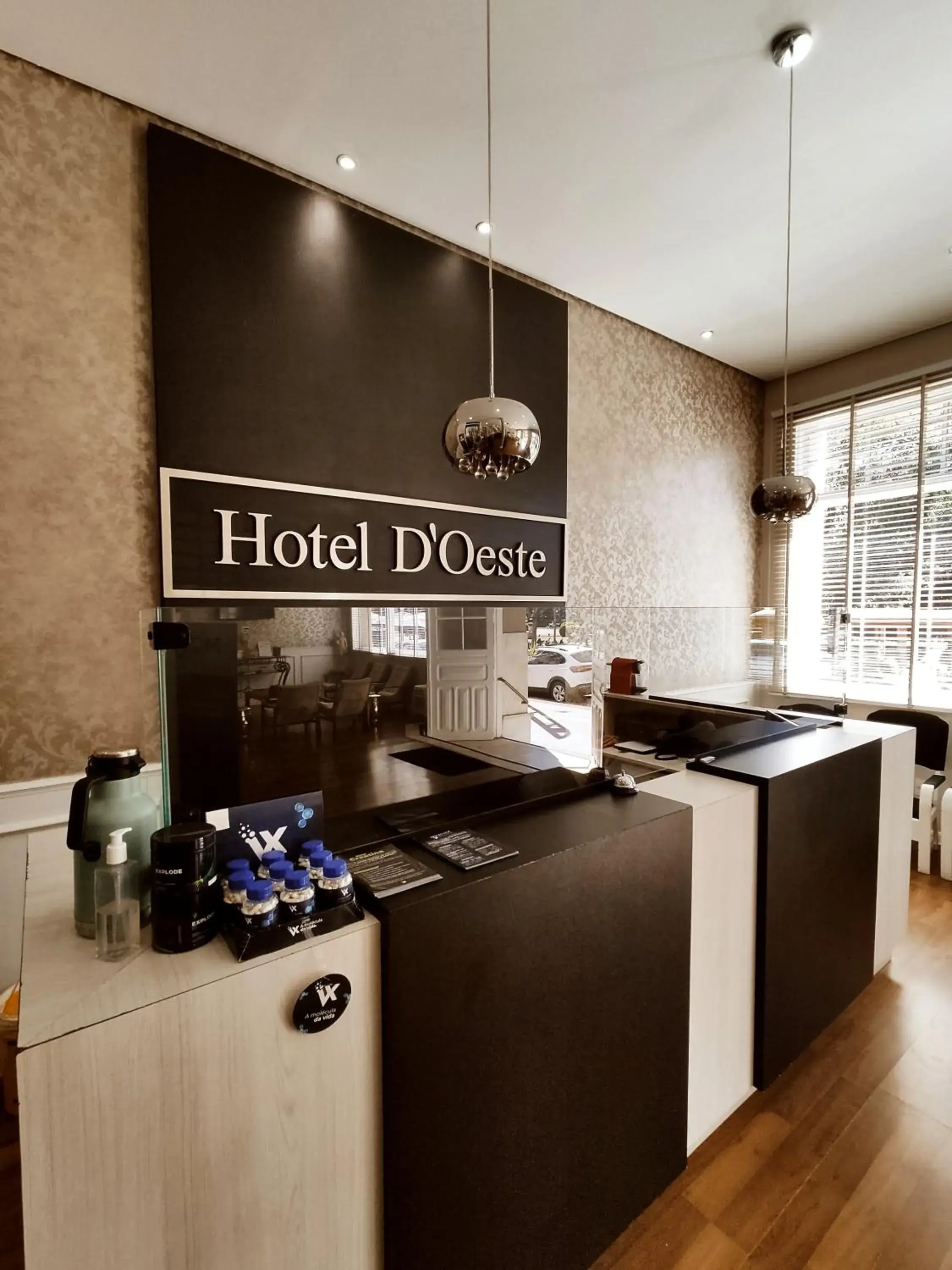 Lobby or reception in MOVA Hotel D'oeste - Localizado em frente a Praça Principal da Cidade, na área Central - Pé na Praça Lobby or reception in MOVA Hotel D'oeste - Localizado em frente a Praça Principal da Cidade, na área Central - Pé na Praça