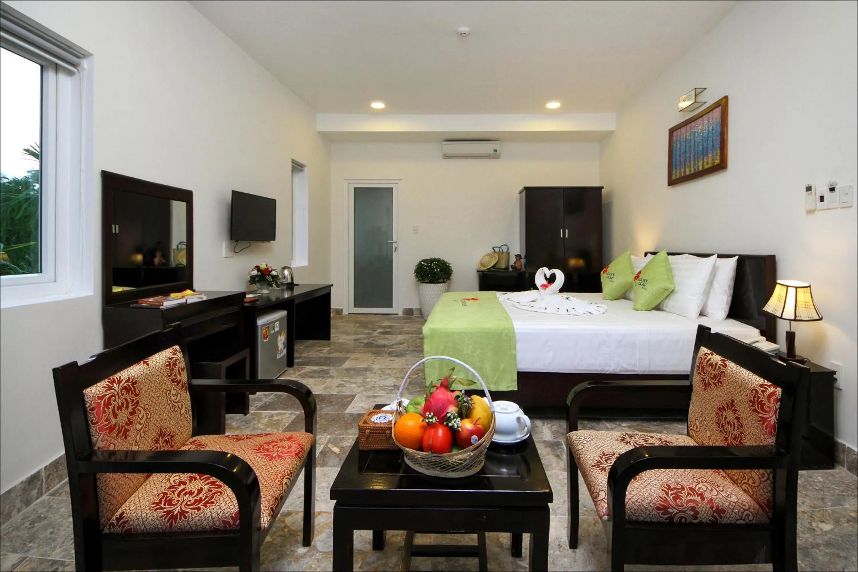 Bed in Lucky Leaf Hoian Villa