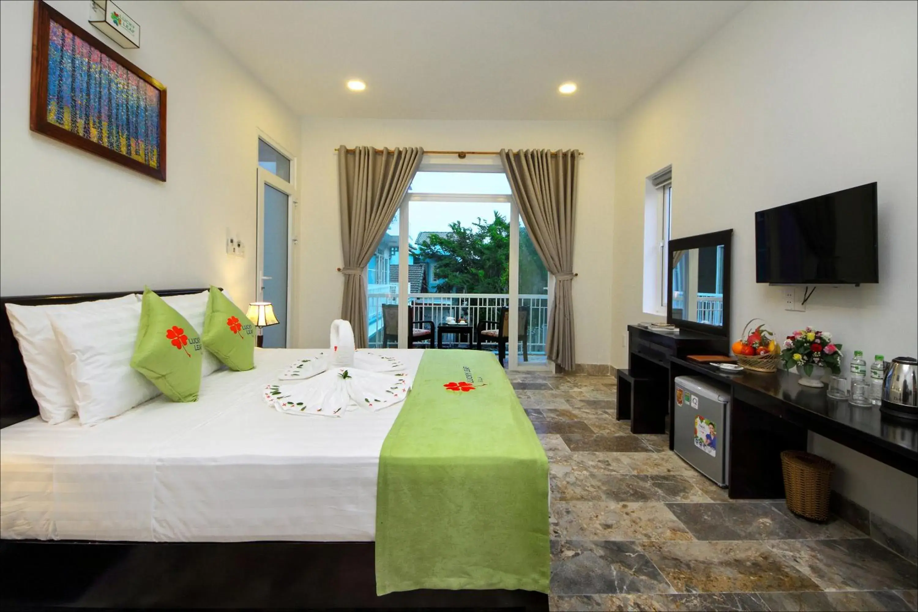 Shower, Bed in Lucky Leaf Hoian Villa Shower, Bed in Lucky Leaf Hoian Villa