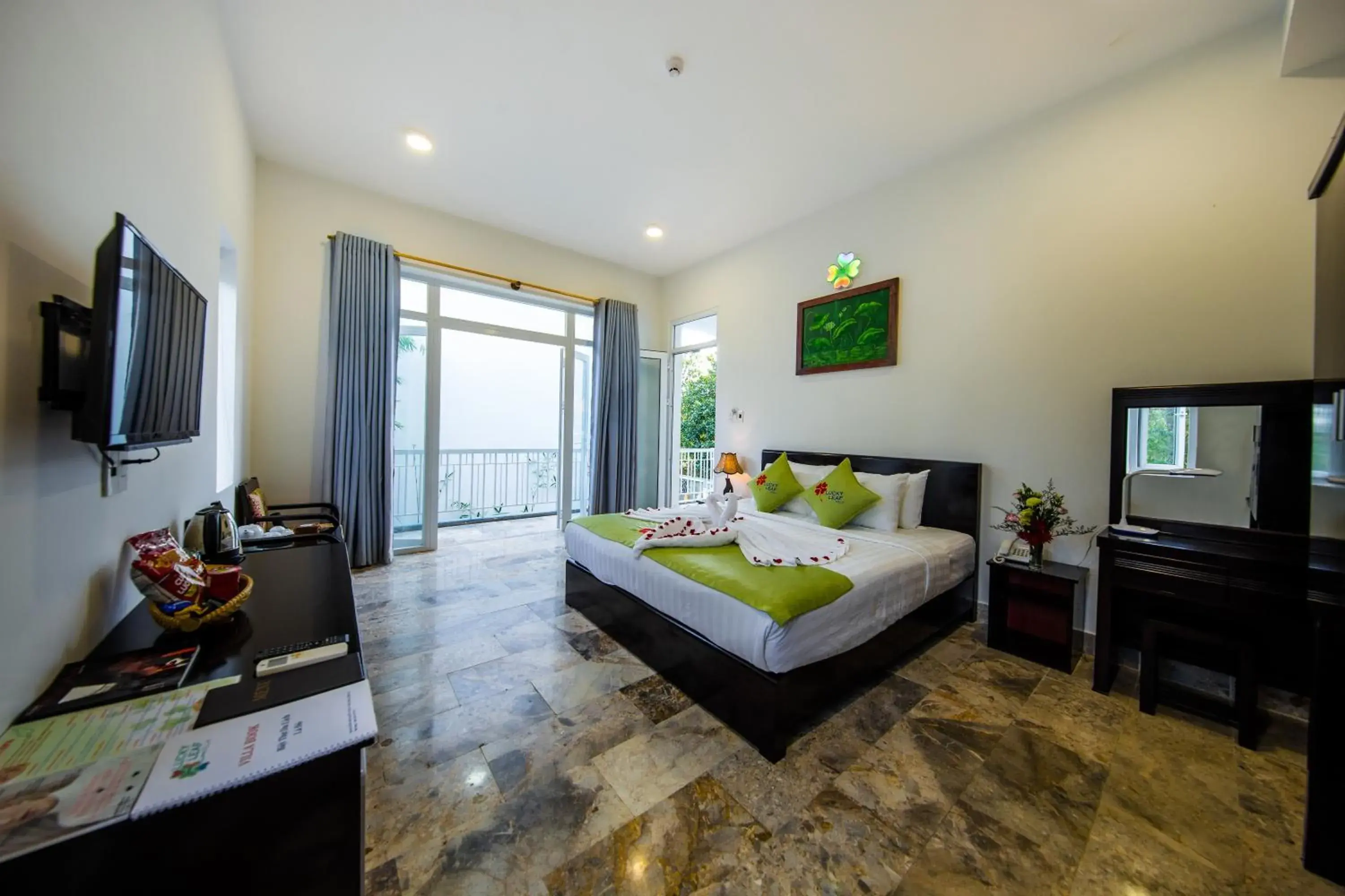 Bed in Lucky Leaf Hoian Villa Bed in Lucky Leaf Hoian Villa