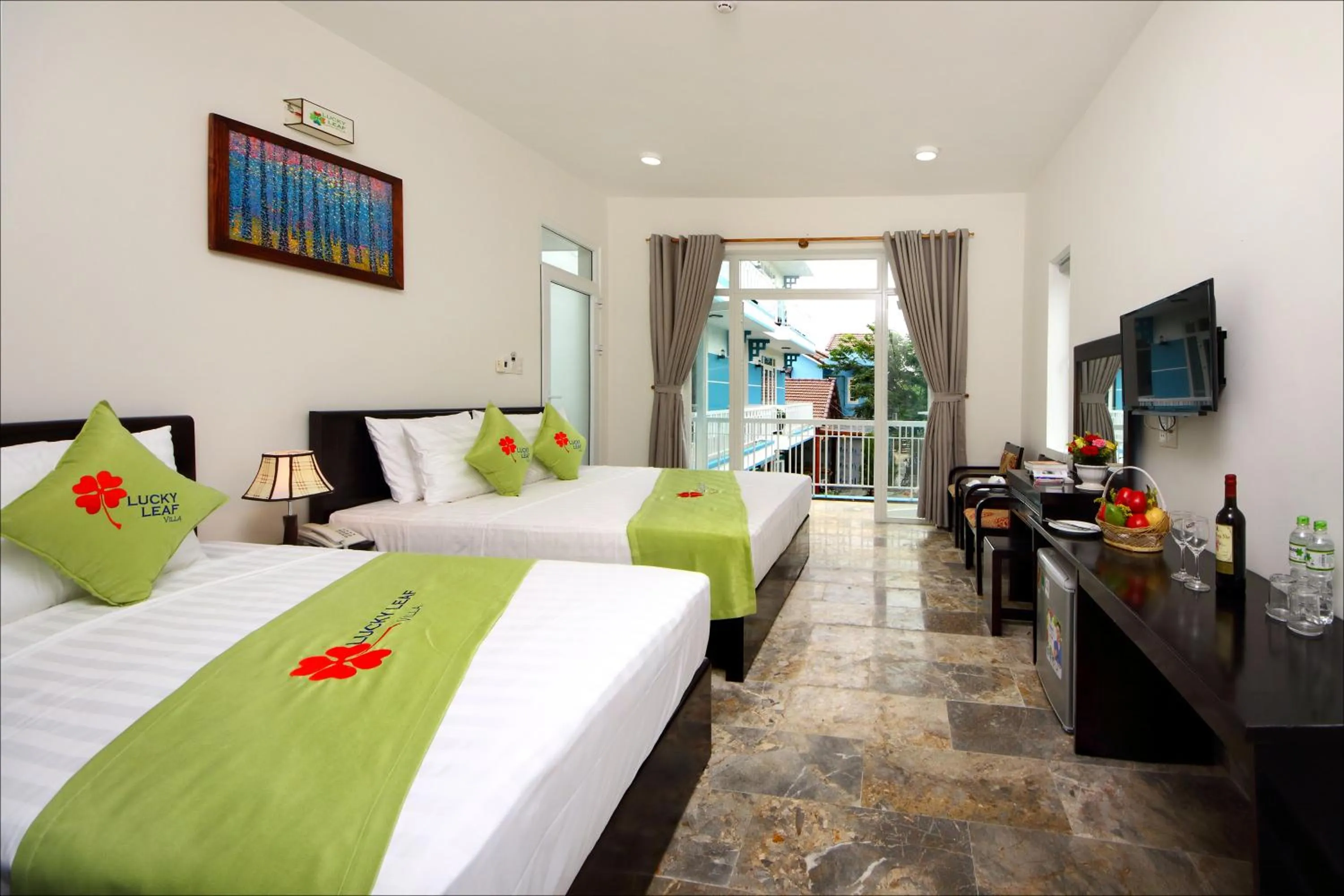 Shower, Bed in Lucky Leaf Hoian Villa