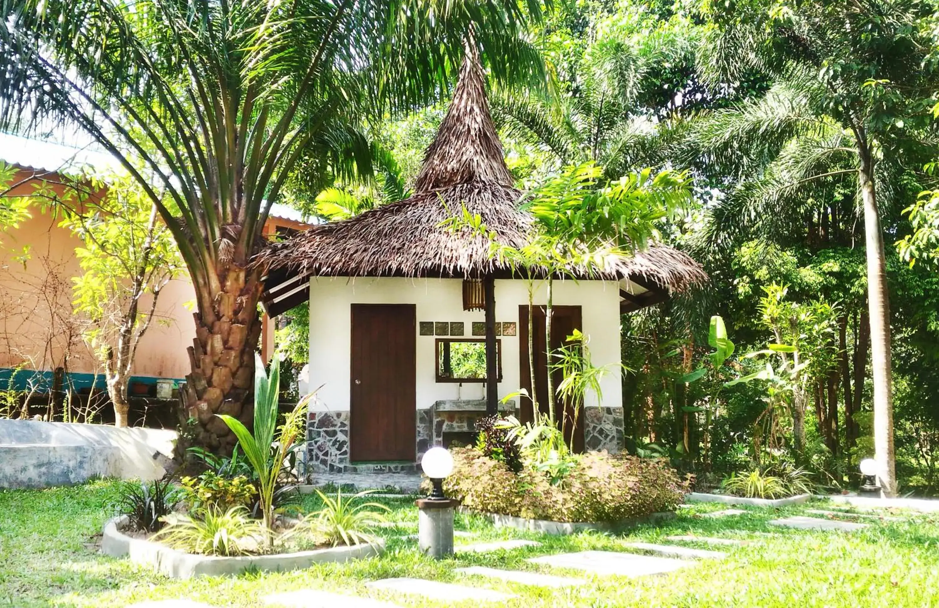 Property building in Flower Power Farm Village Property building in Flower Power Farm Village