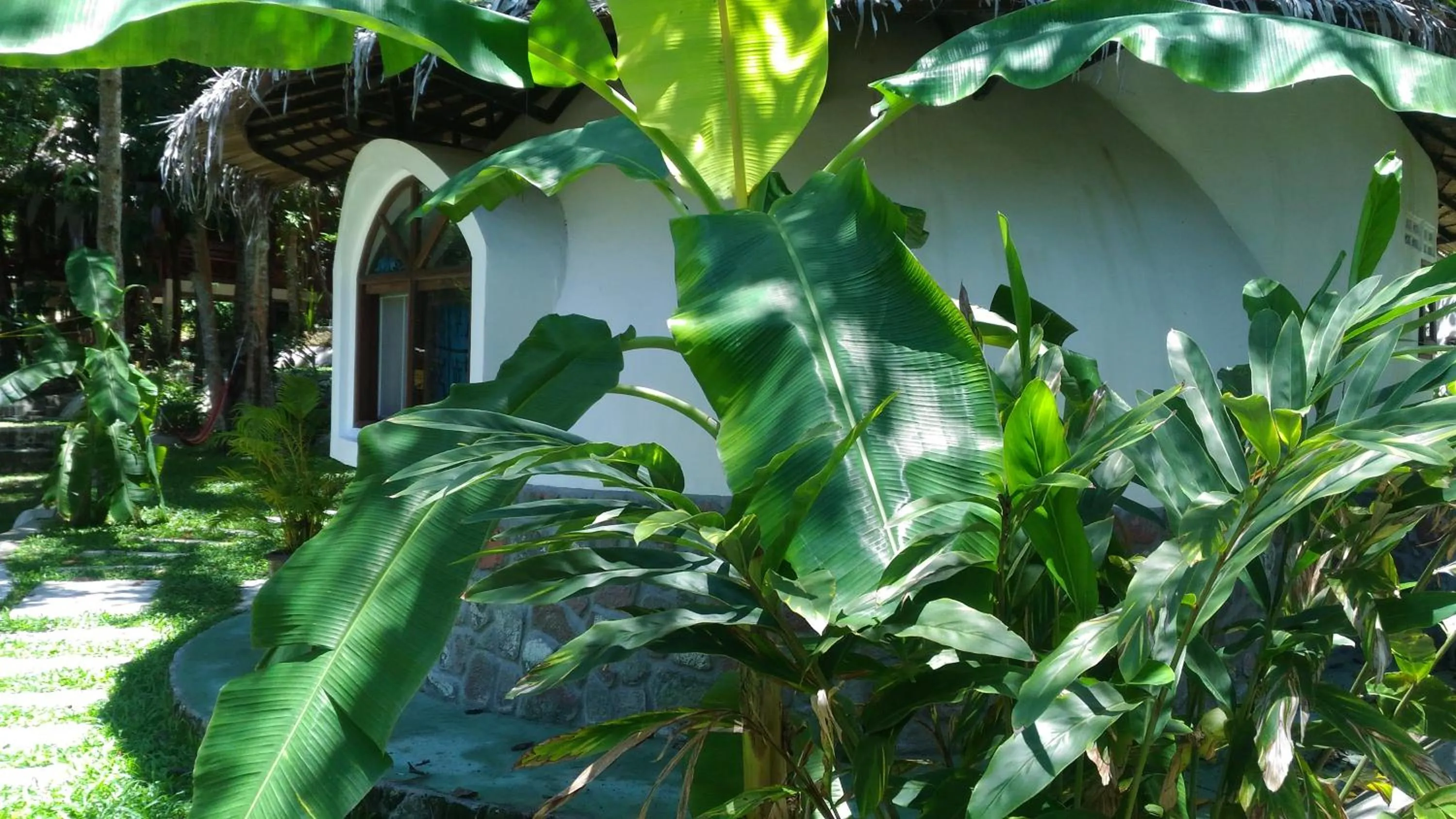 Garden view in Flower Power Farm Village