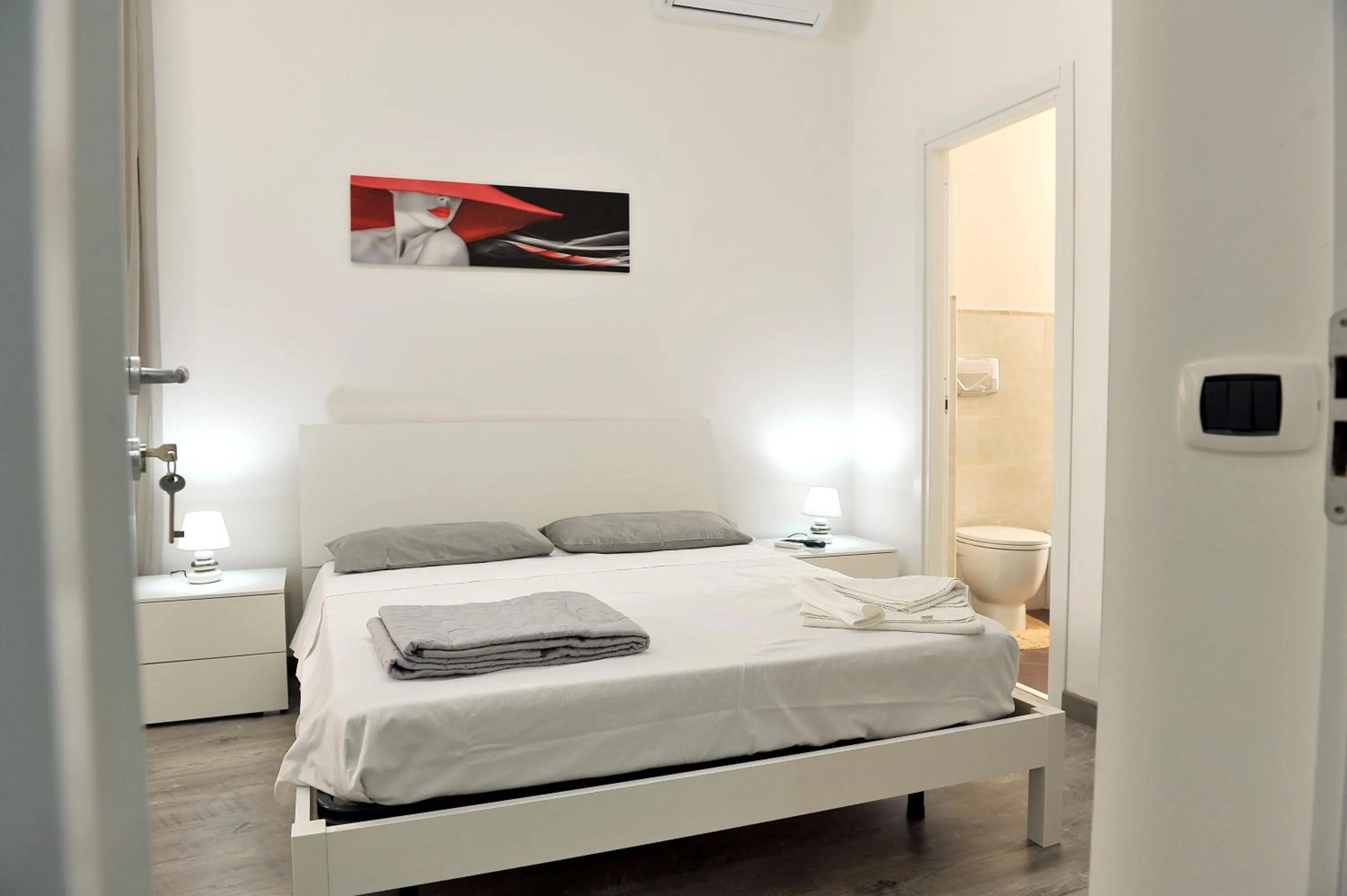 Photo of the whole room, Bed in B&B Rosy