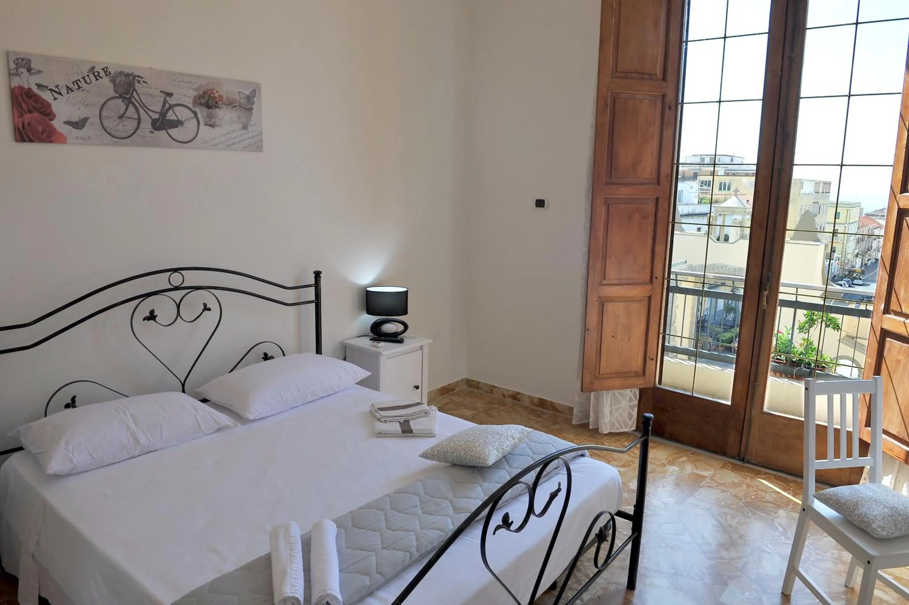 Photo of the whole room, Bed in B&B Rosy