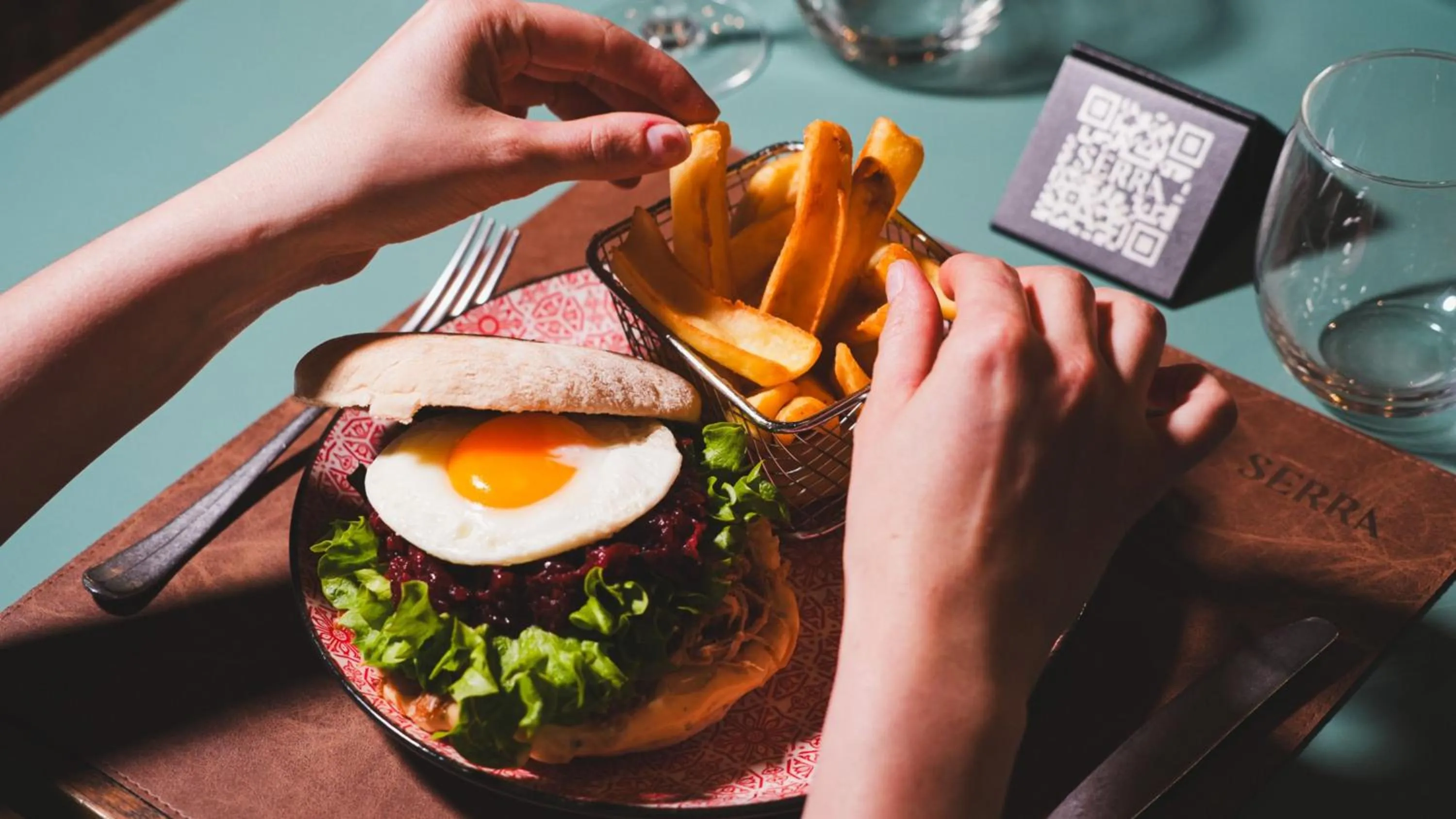 Restaurant/places to eat in Hotel Indigo Brussels - City by IHG