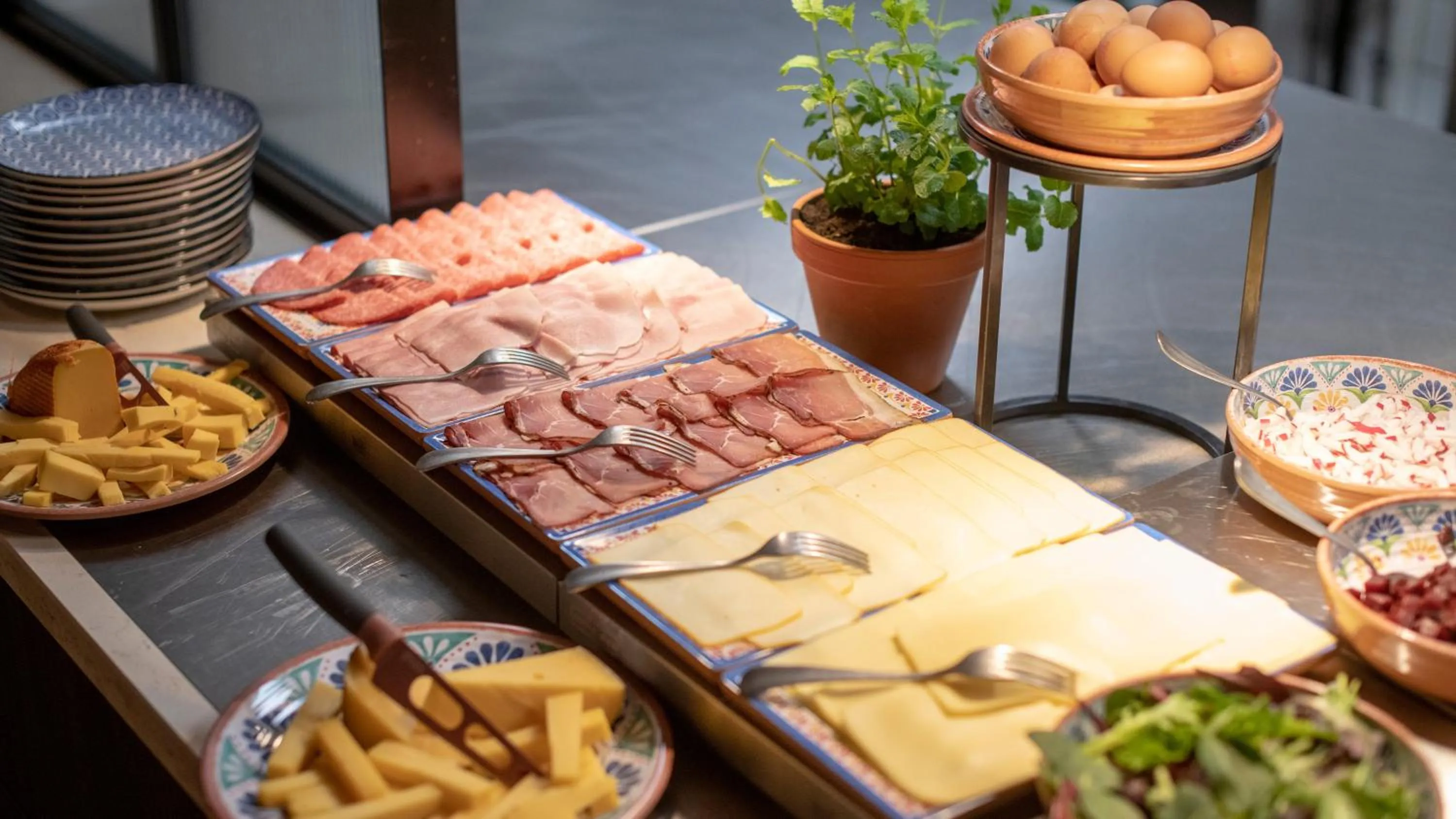 Breakfast in Hotel Indigo Brussels - City by IHG