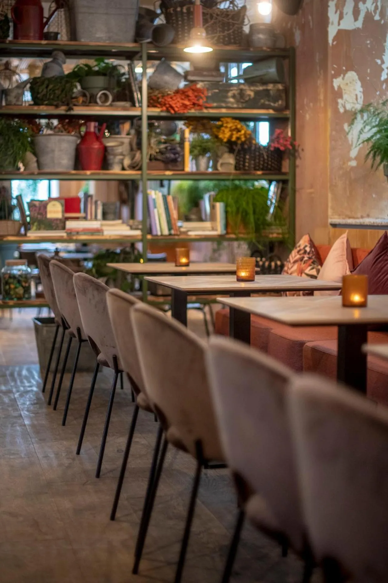 Restaurant/places to eat in Hotel Indigo Brussels - City by IHG