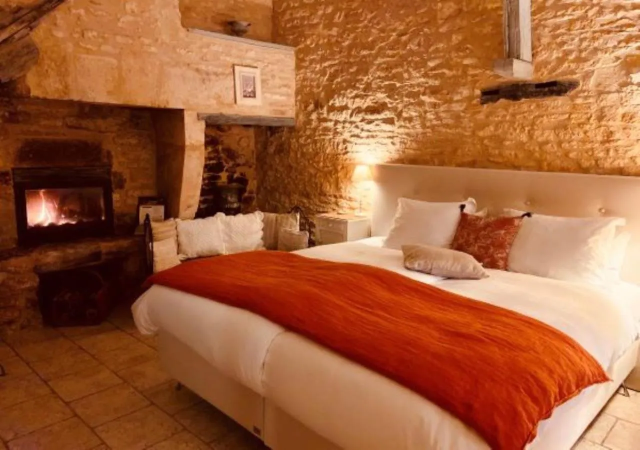 Photo of the whole room, Bed in La Closerie de Sarlat Maison d hôtes de charme