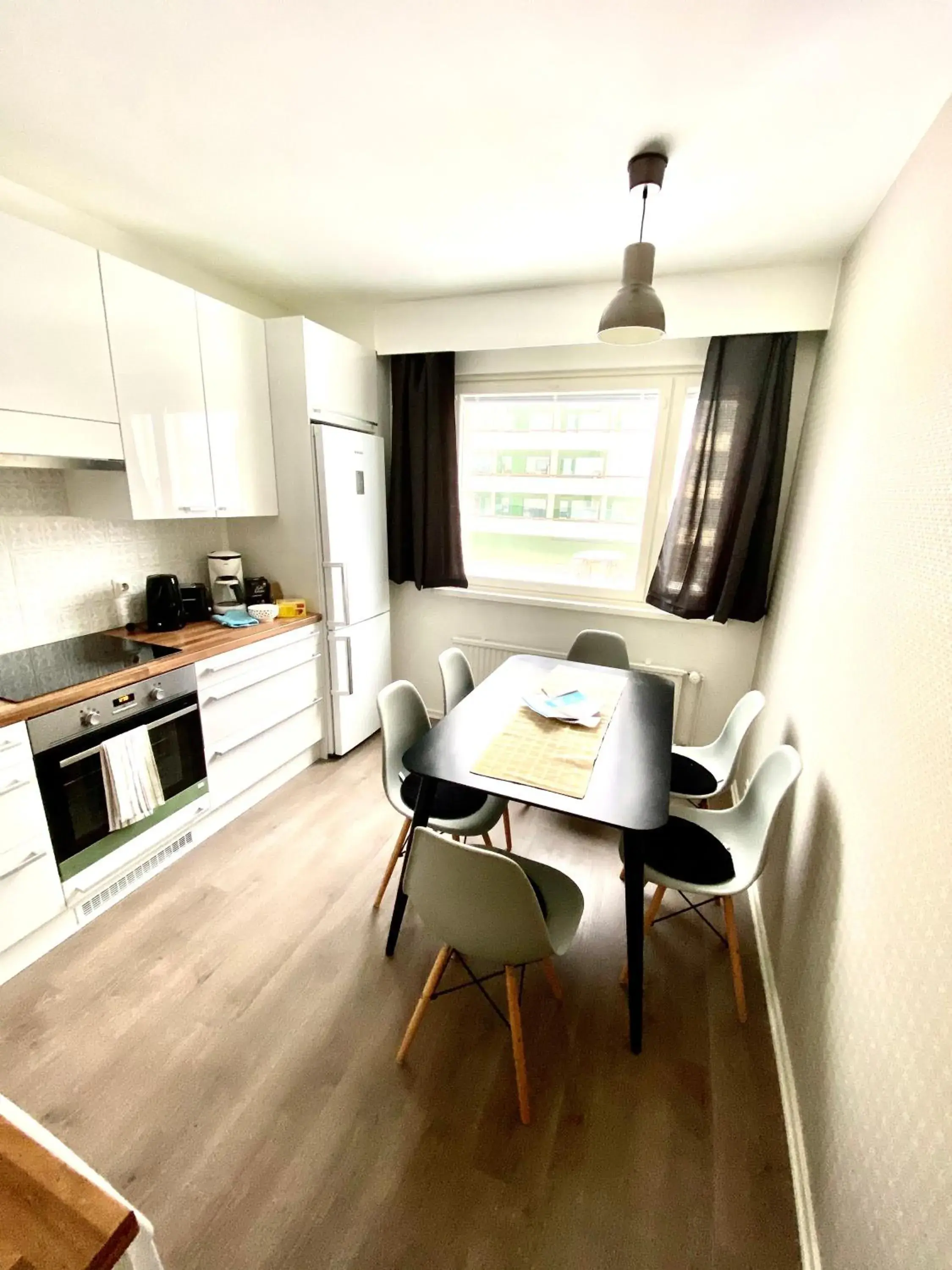 Twin Room with Balcony in DP Apartments Vaasa Twin Room with Balcony in DP Apartments Vaasa